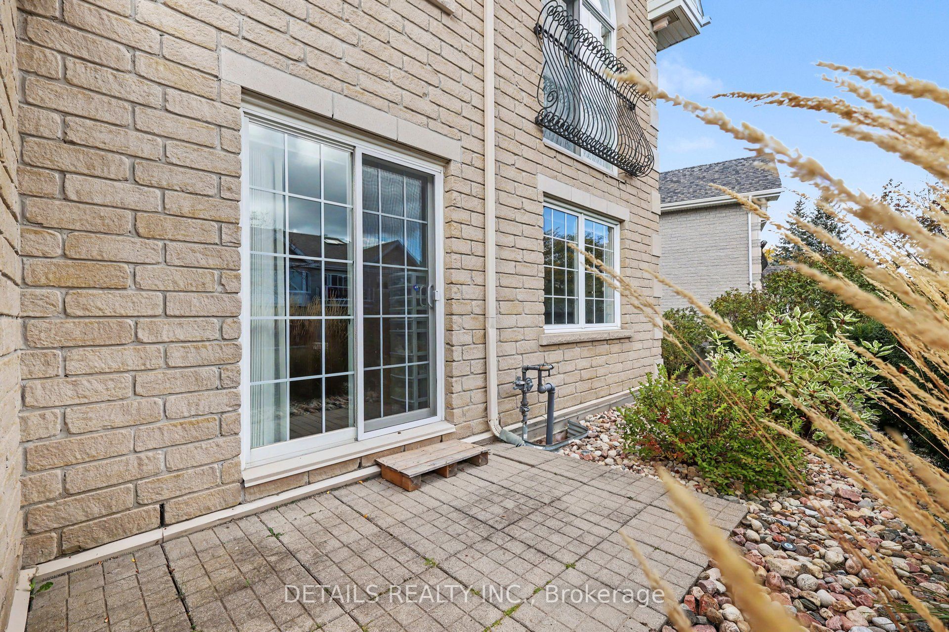 61 Robson Court 1d Property Photo 29