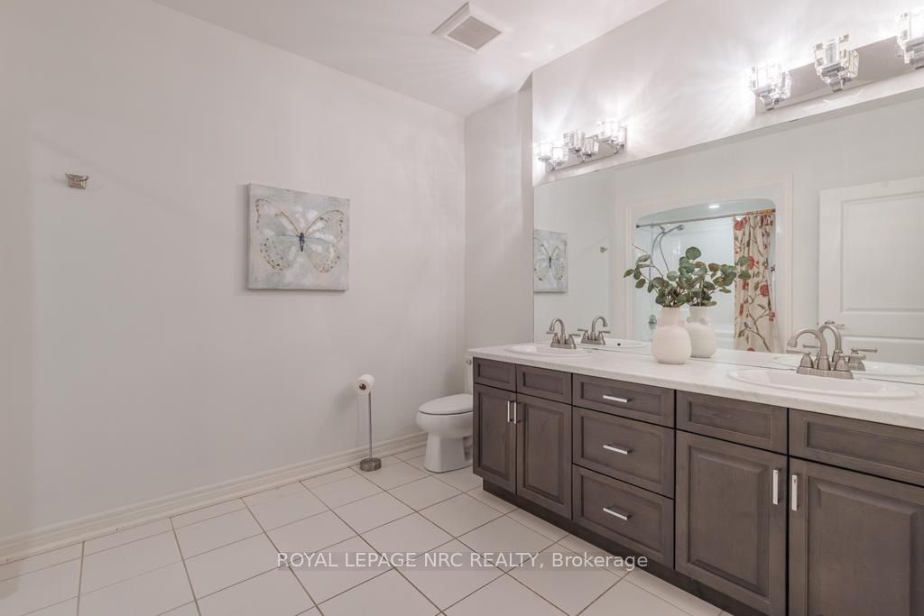 379 Scott Street 103 Property Photo 11