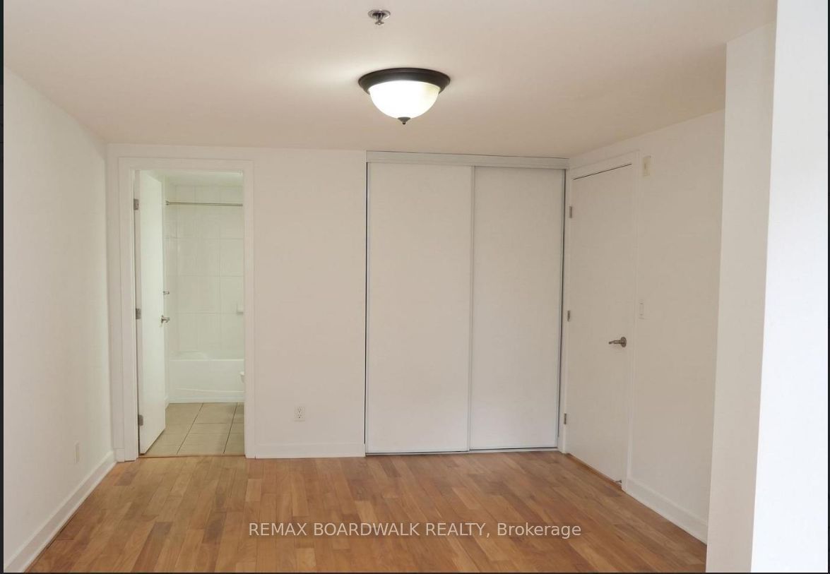 458d King Edward Avenue 209 Property Photo 9