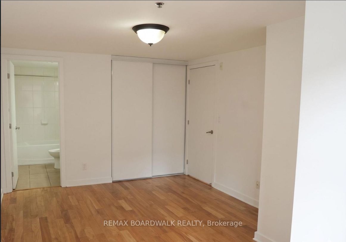 458d King Edward Avenue 209 Property Photo 10