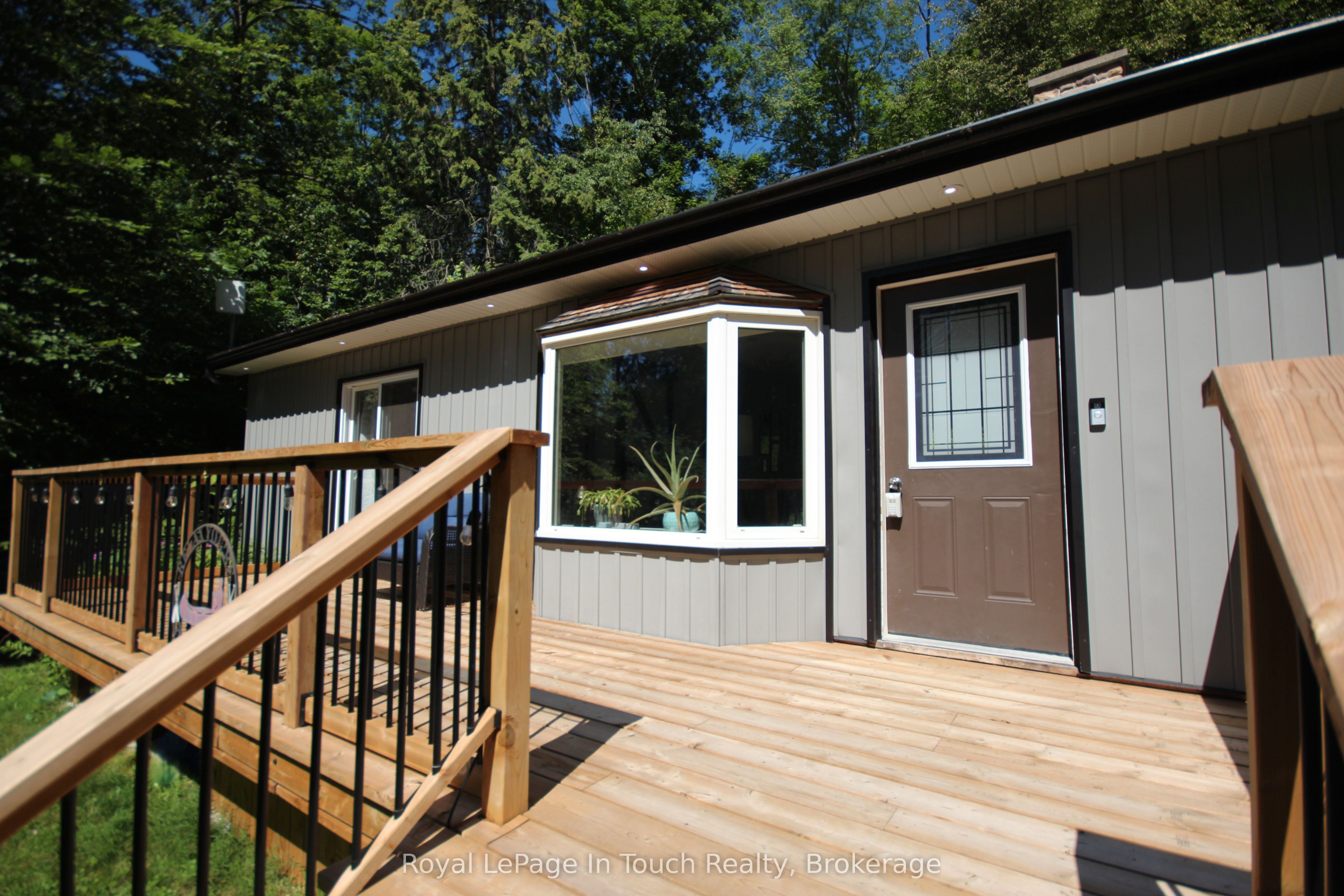 18 Shady Glen Lane Property Photo 2
