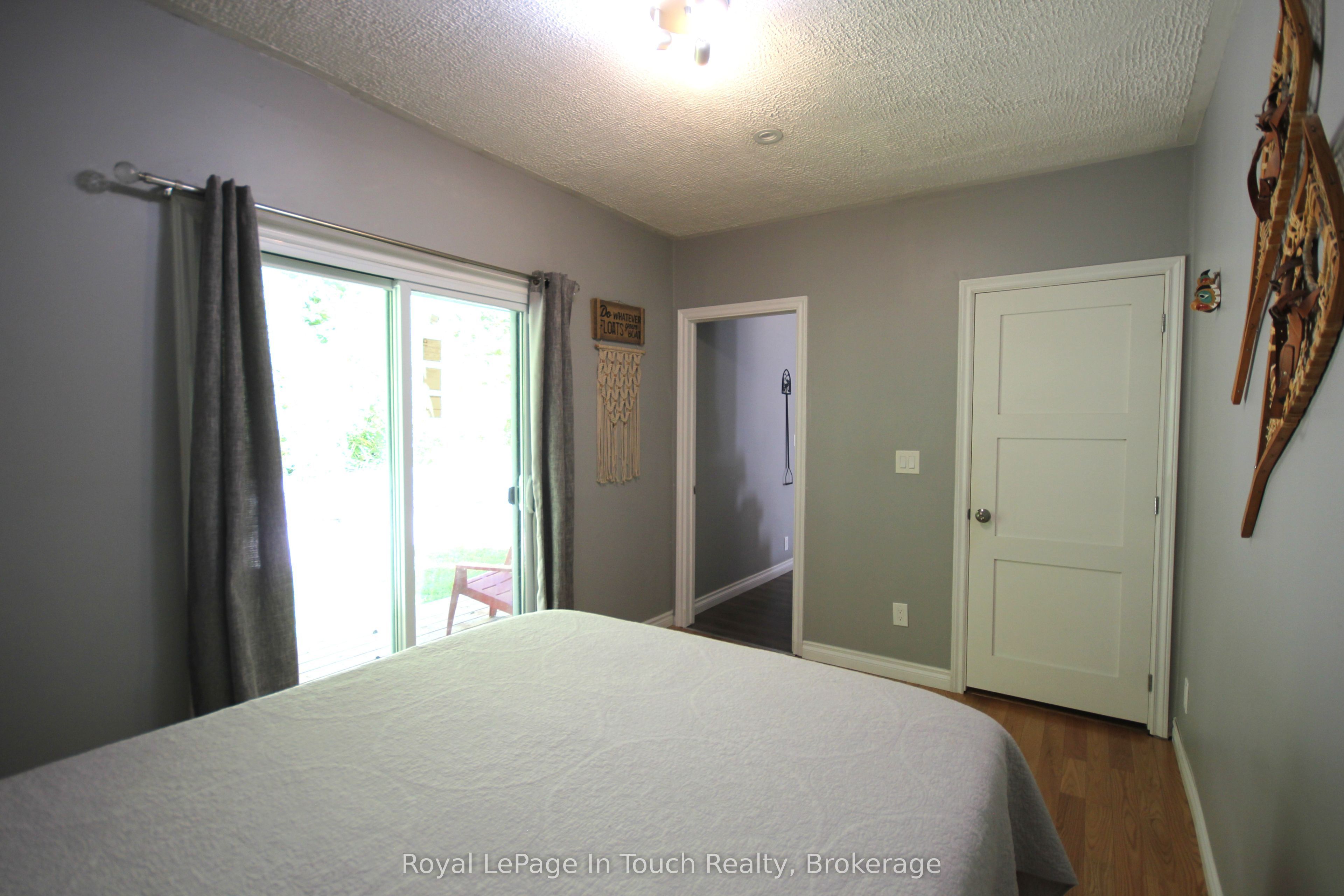 18 Shady Glen Lane Property Photo 16