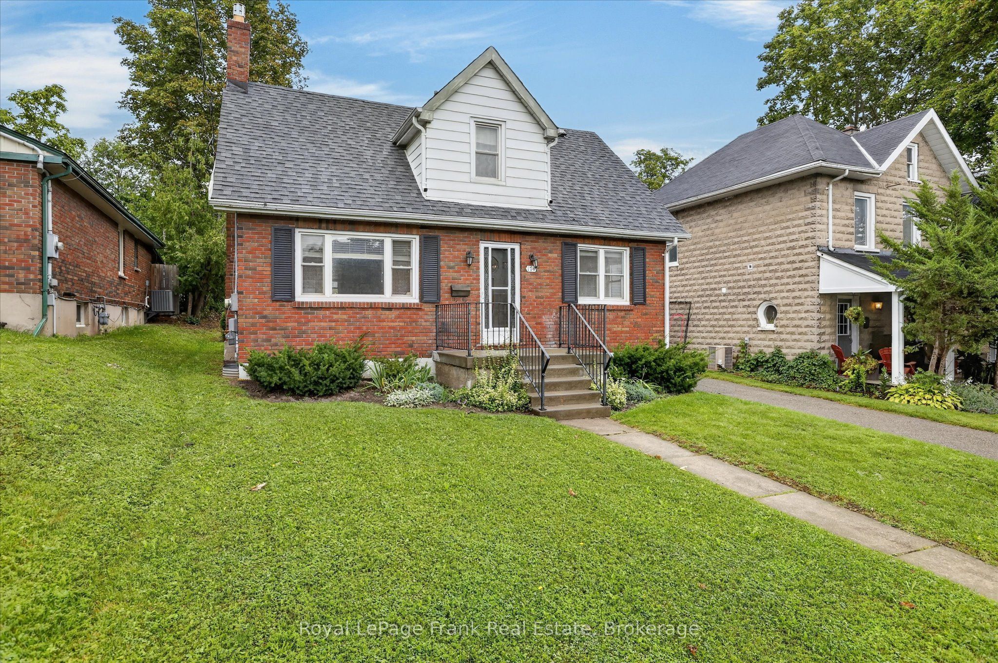 174 Sophia Street Property Photo 3