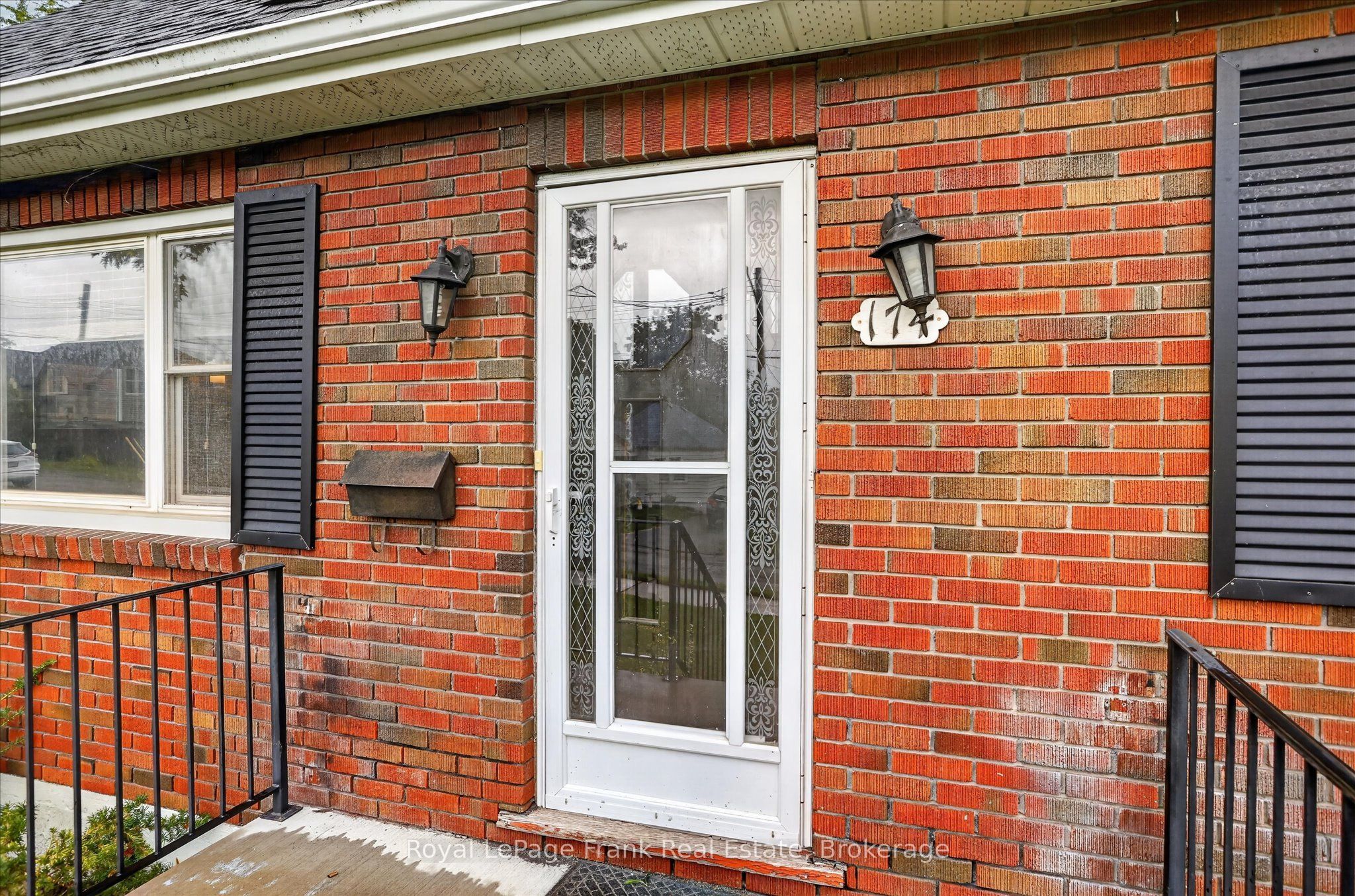 174 Sophia Street Property Photo 5