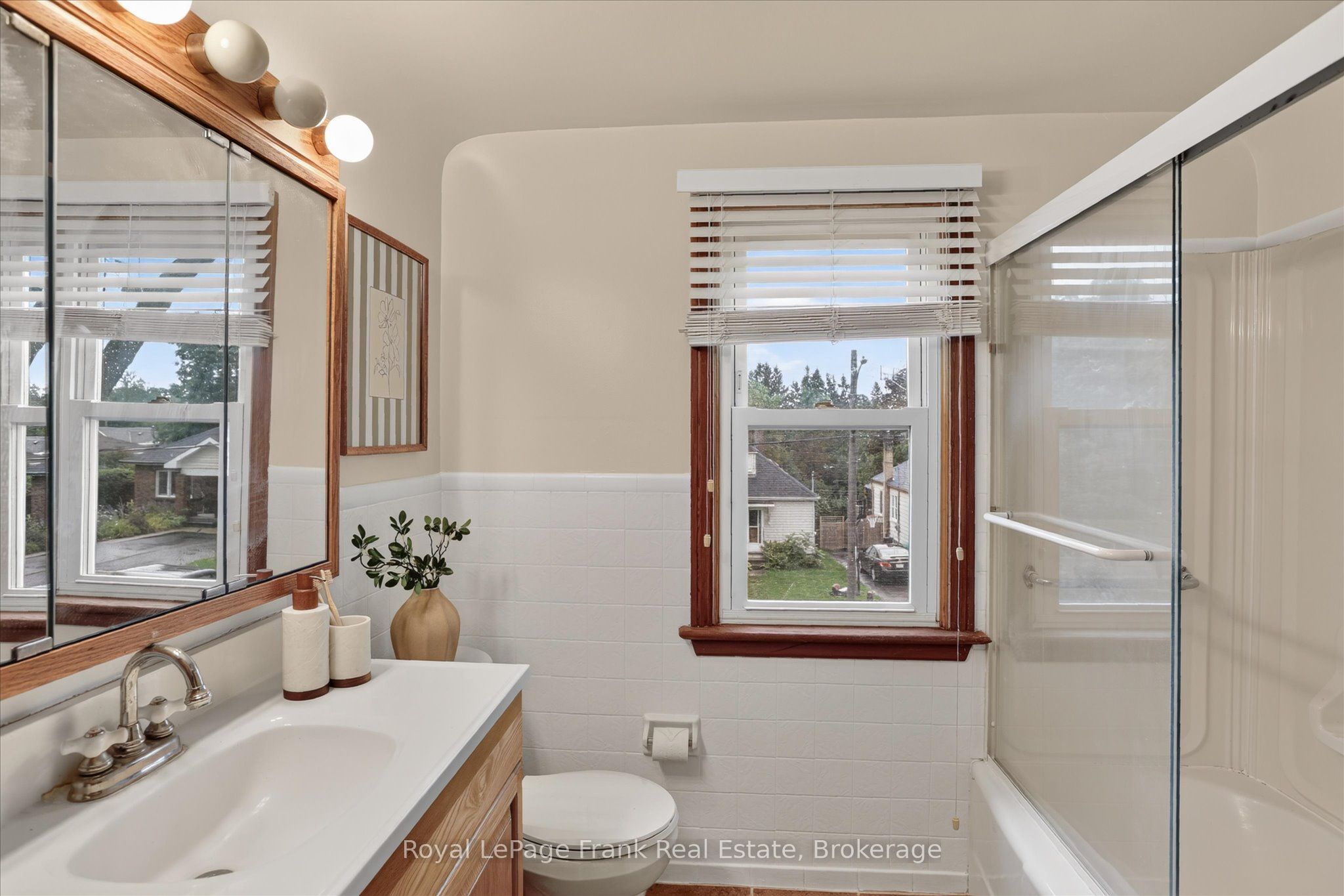 174 Sophia Street Property Photo 23