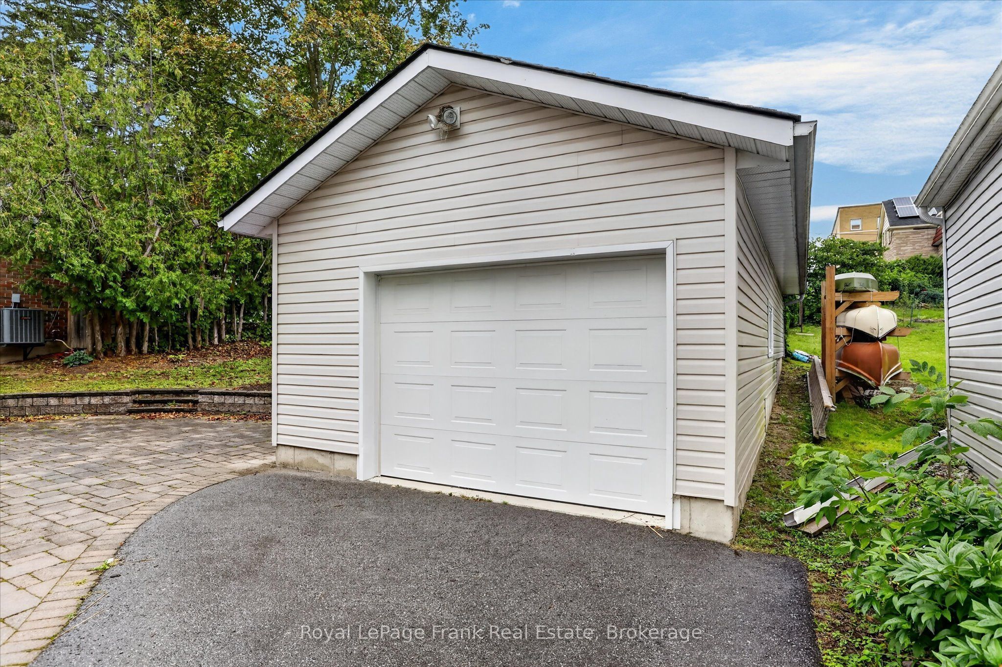174 Sophia Street Property Photo 38