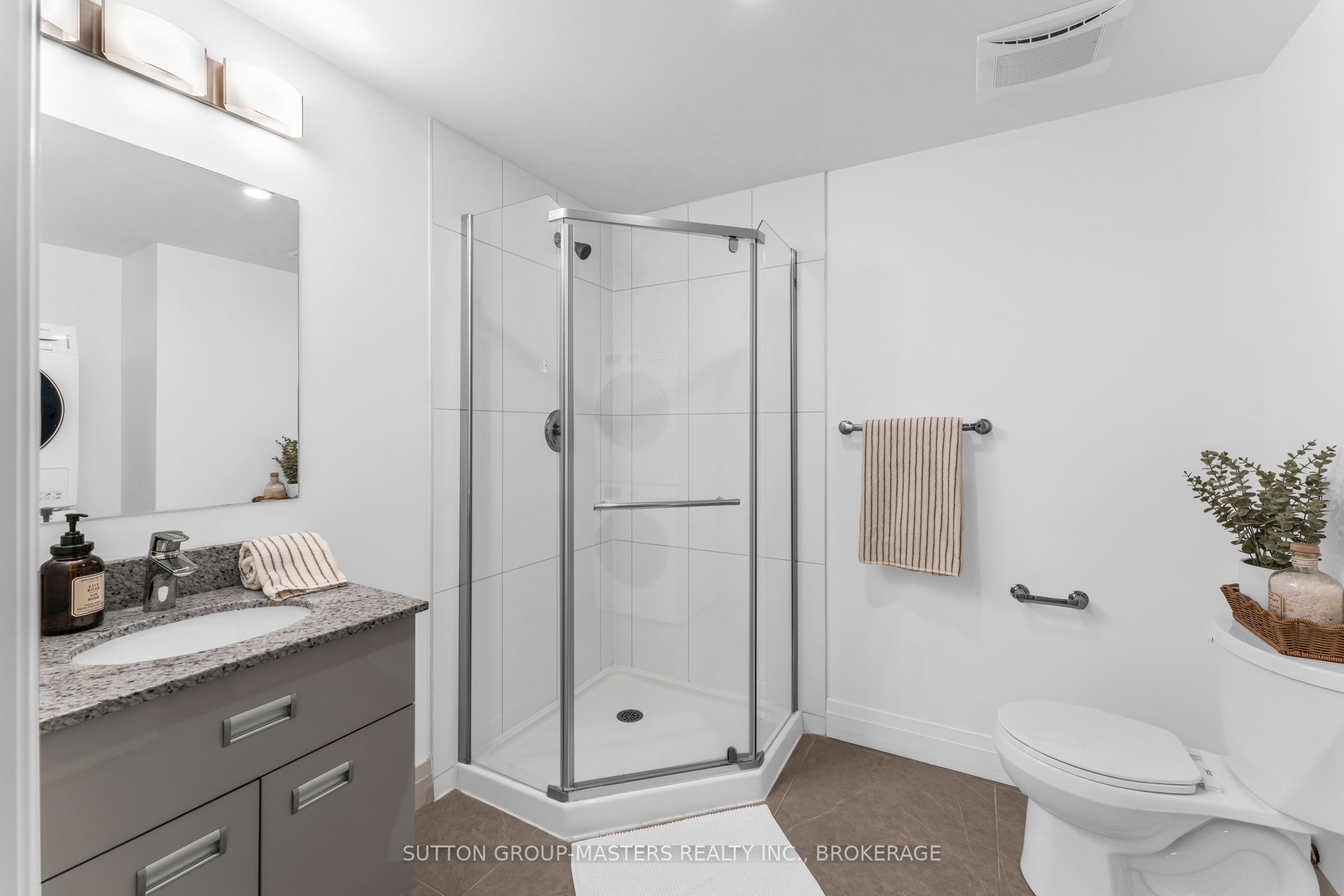652 Princess Street 211 Property Photo 17