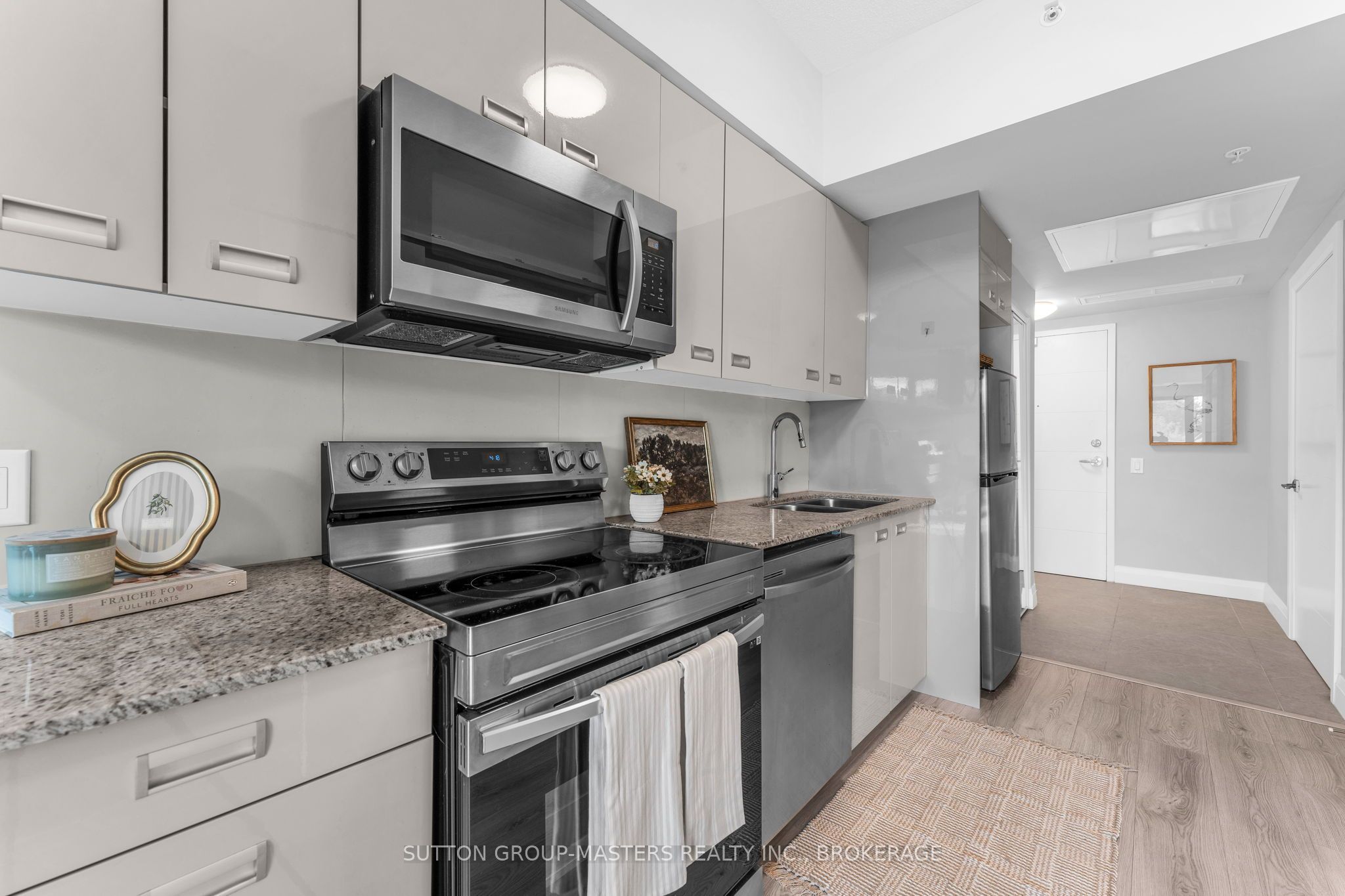 652 Princess Street 211 Property Photo 23