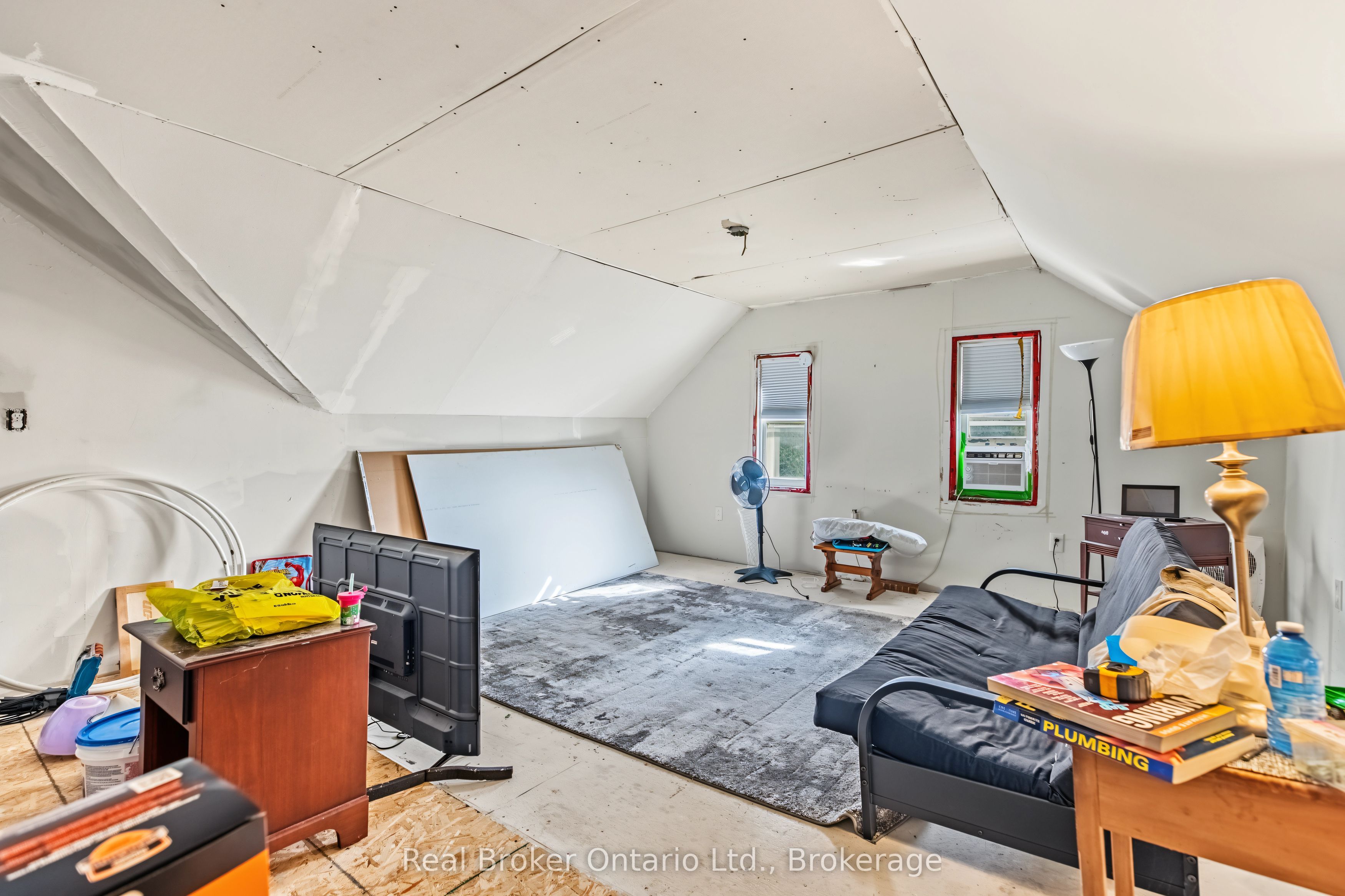 776813 Highway 10 Property Photo 7