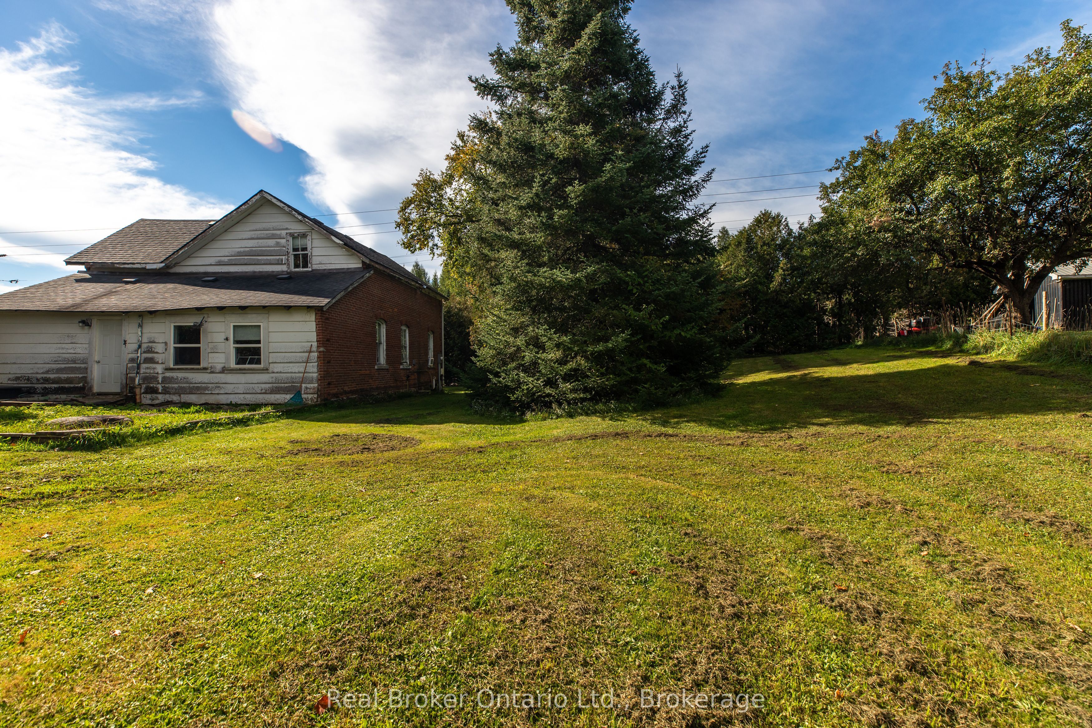 776813 Highway 10 Property Photo 27