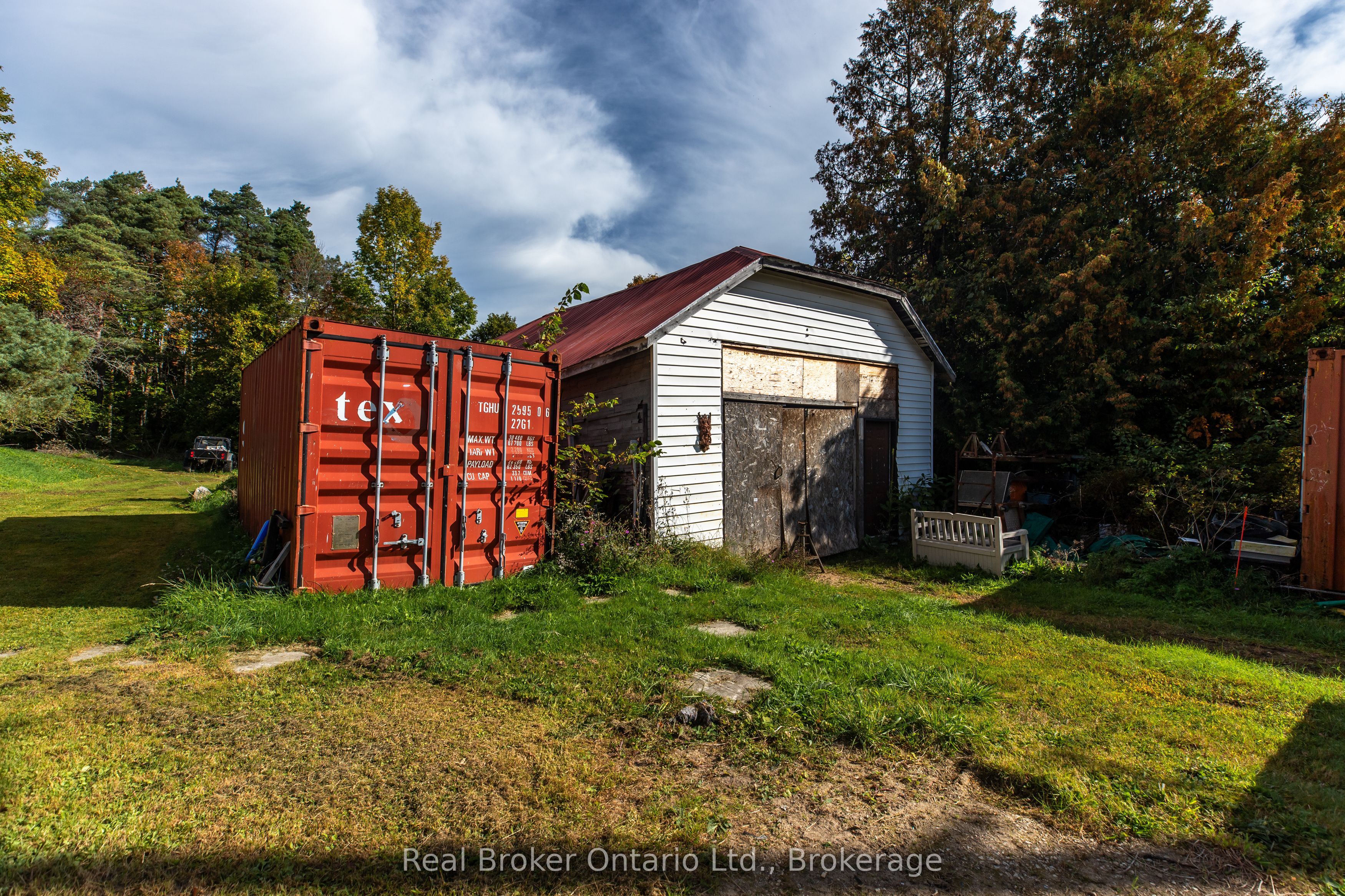 776813 Highway 10 Property Photo 33