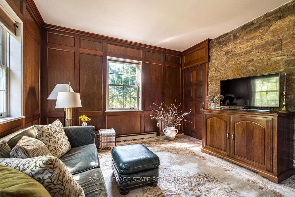 12 Old Ancaster Road Property Photo 20