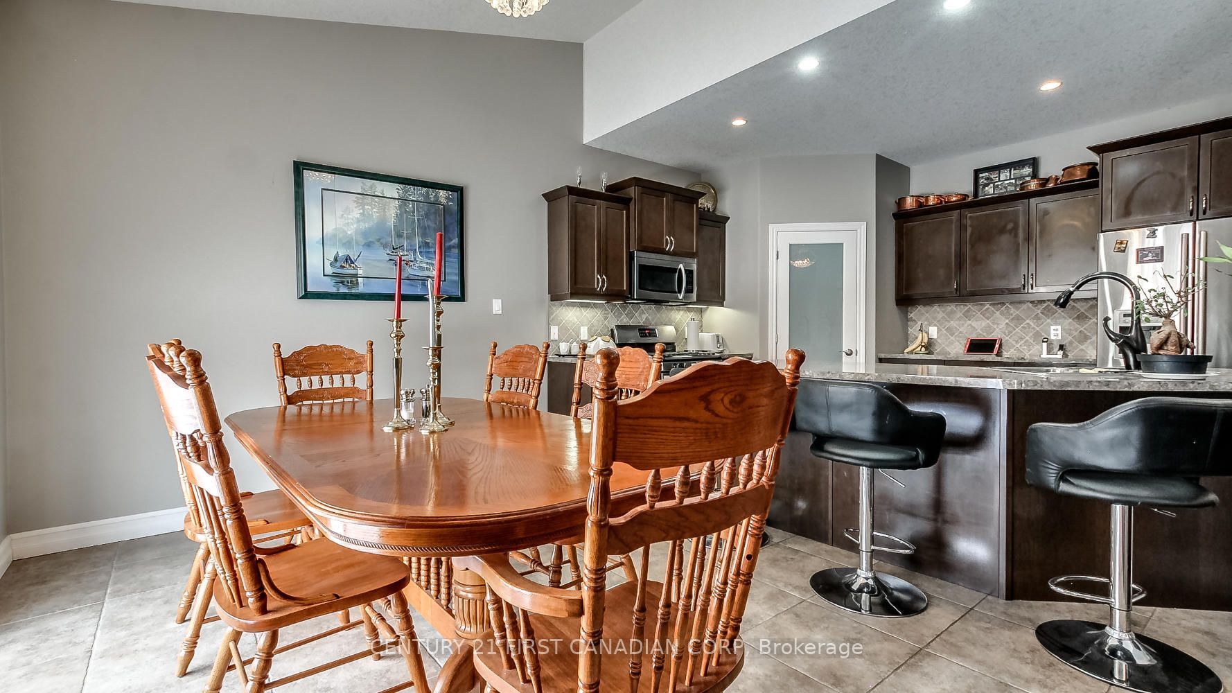 2746 Bateman Trail Property Photo 12