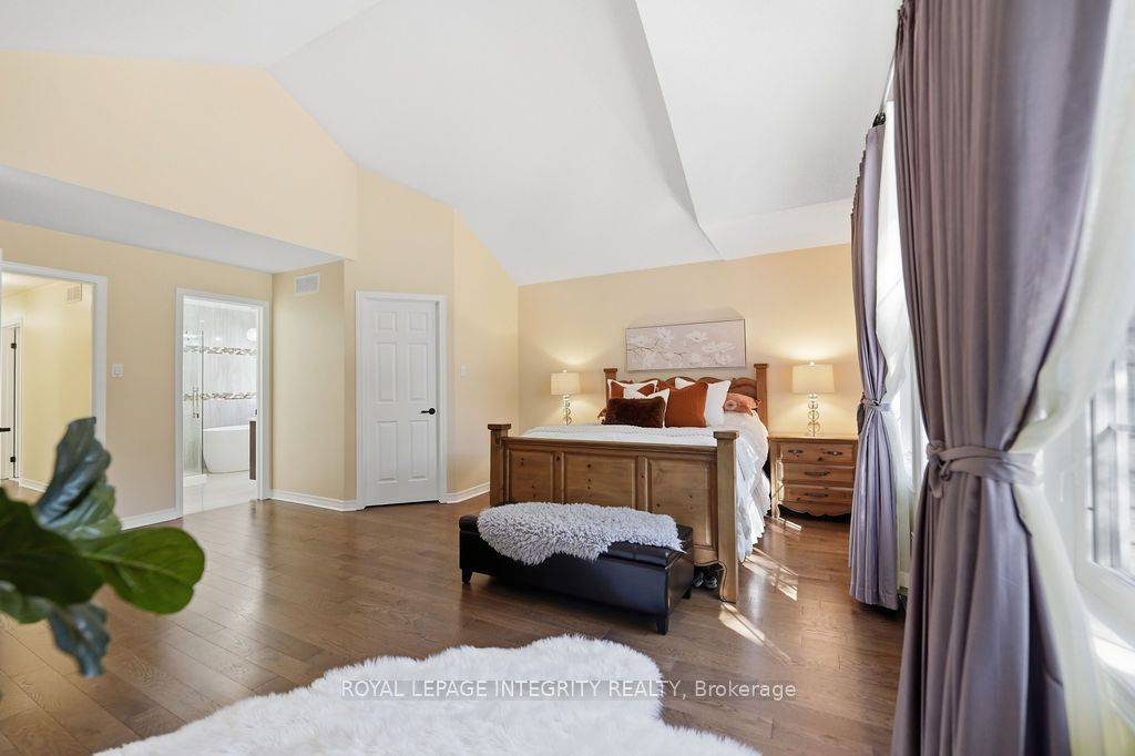 92 Maricona Way Property Photo 36