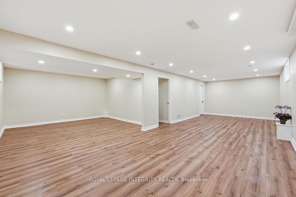 92 Maricona Way Property Photo 45