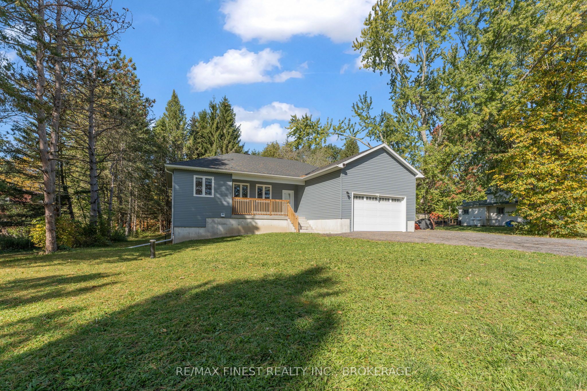 5082 Highway 15 Property Photo 2