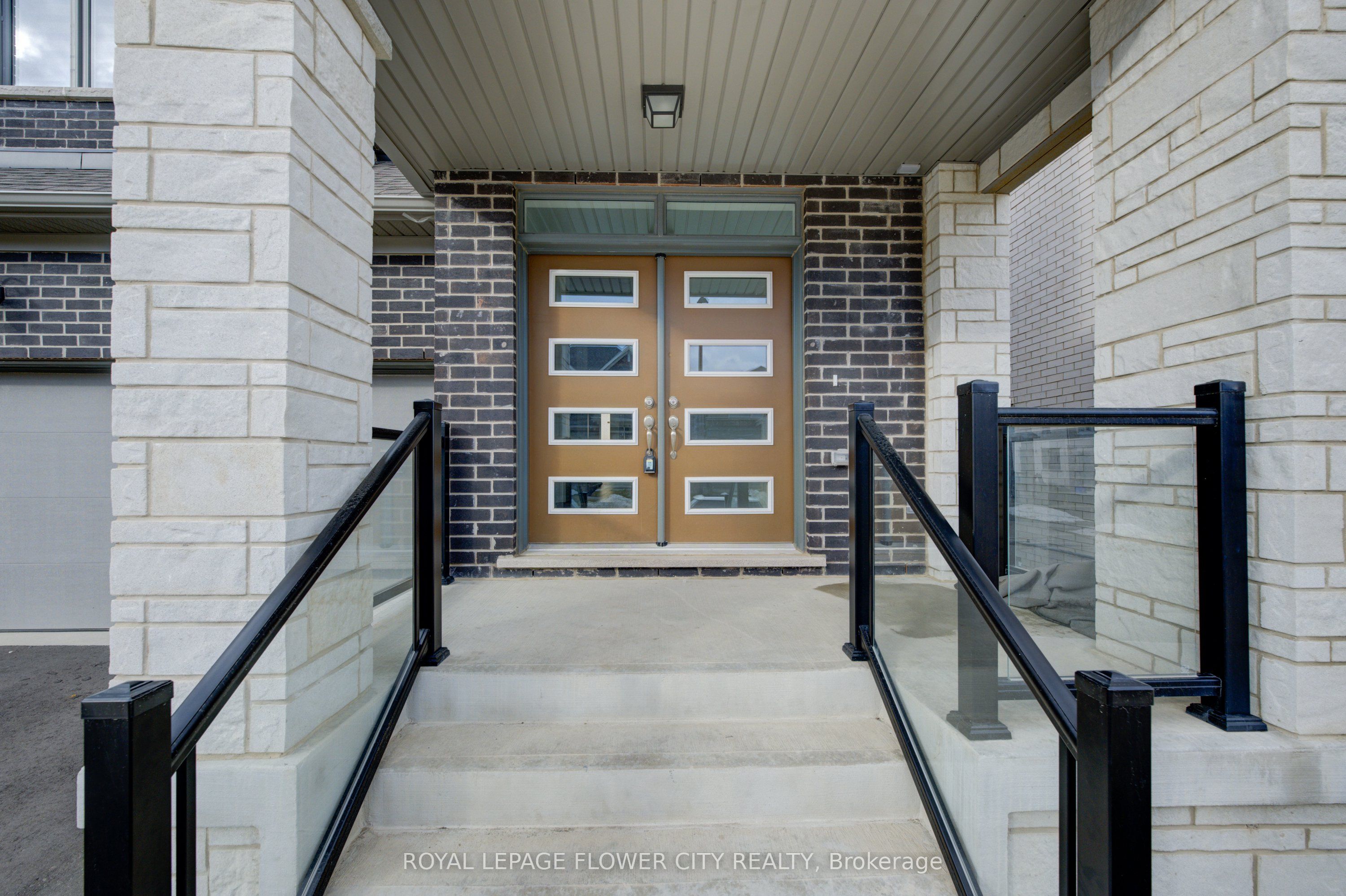 51 William Nador Street Property Photo 3