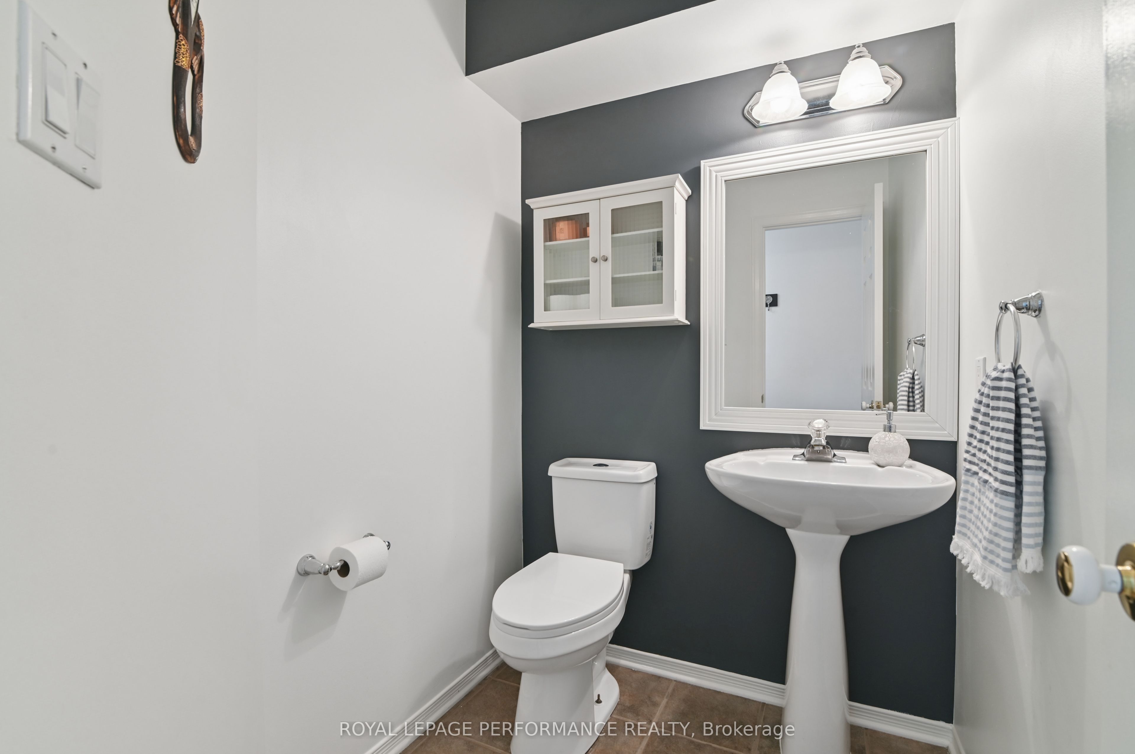 266 Briston Private 6 Property Photo 4