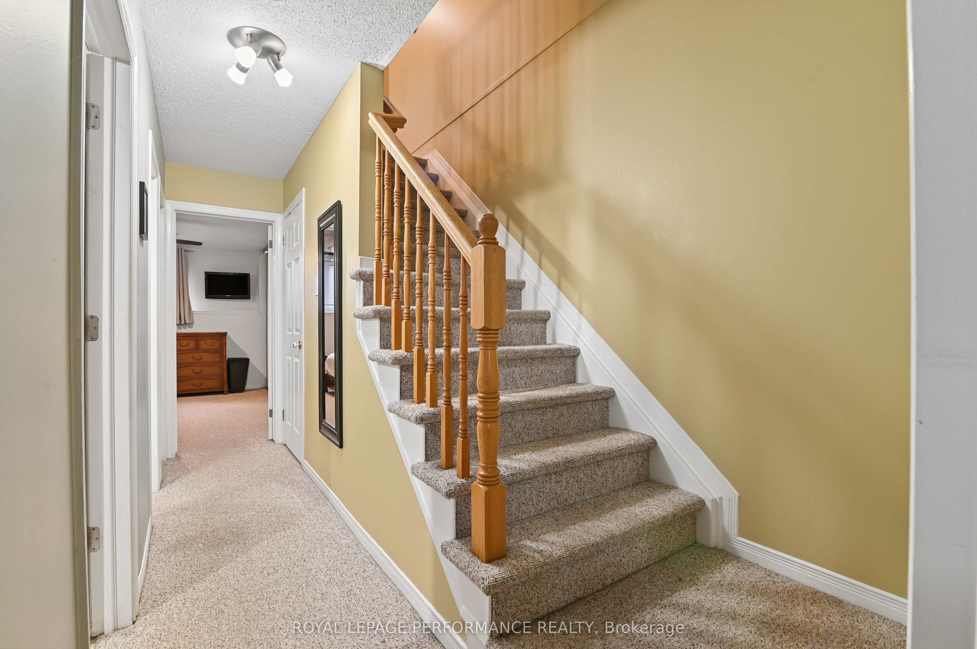 266 Briston Private 6 Property Photo 17