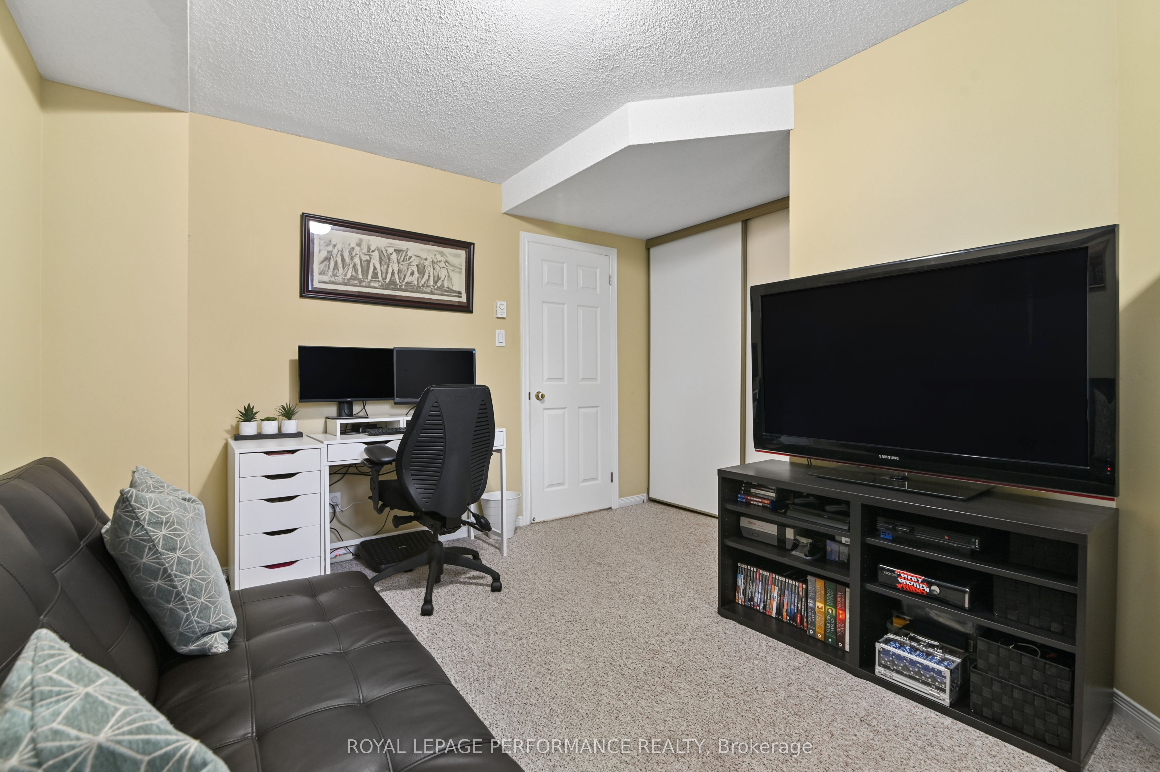 266 Briston Private 6 Property Photo 21