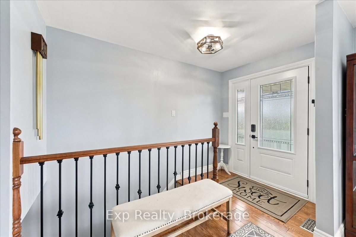 1576 Stewart Line Property Photo 5