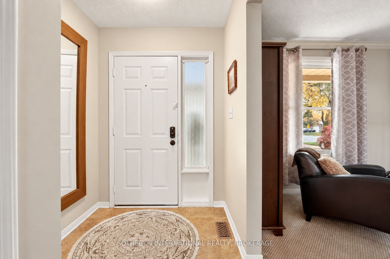311 Main Street Property Photo 4