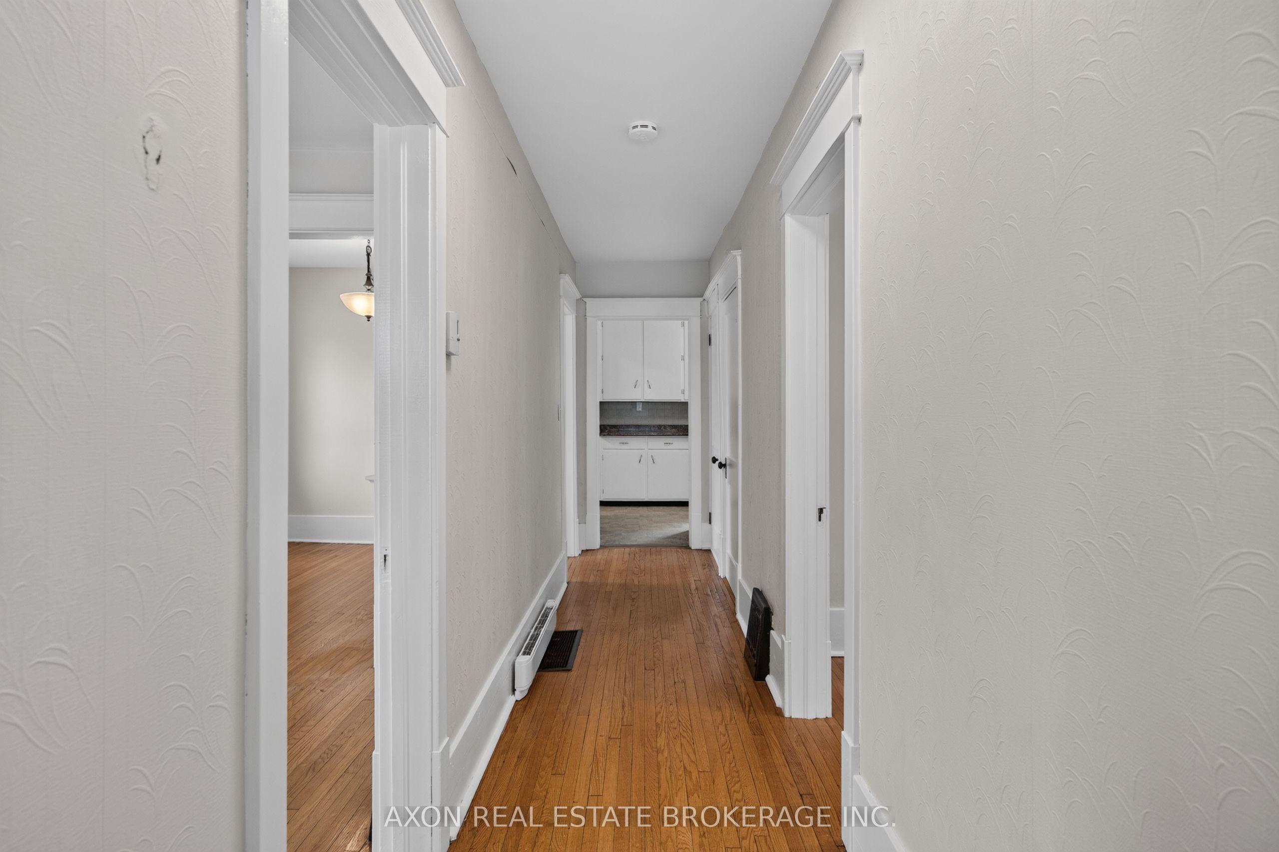 497 Alfred Street Property Photo 4