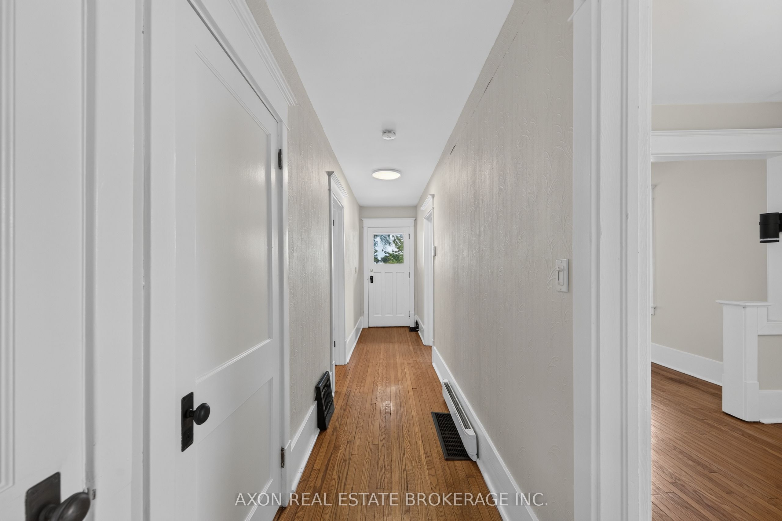 497 Alfred Street Property Photo 5