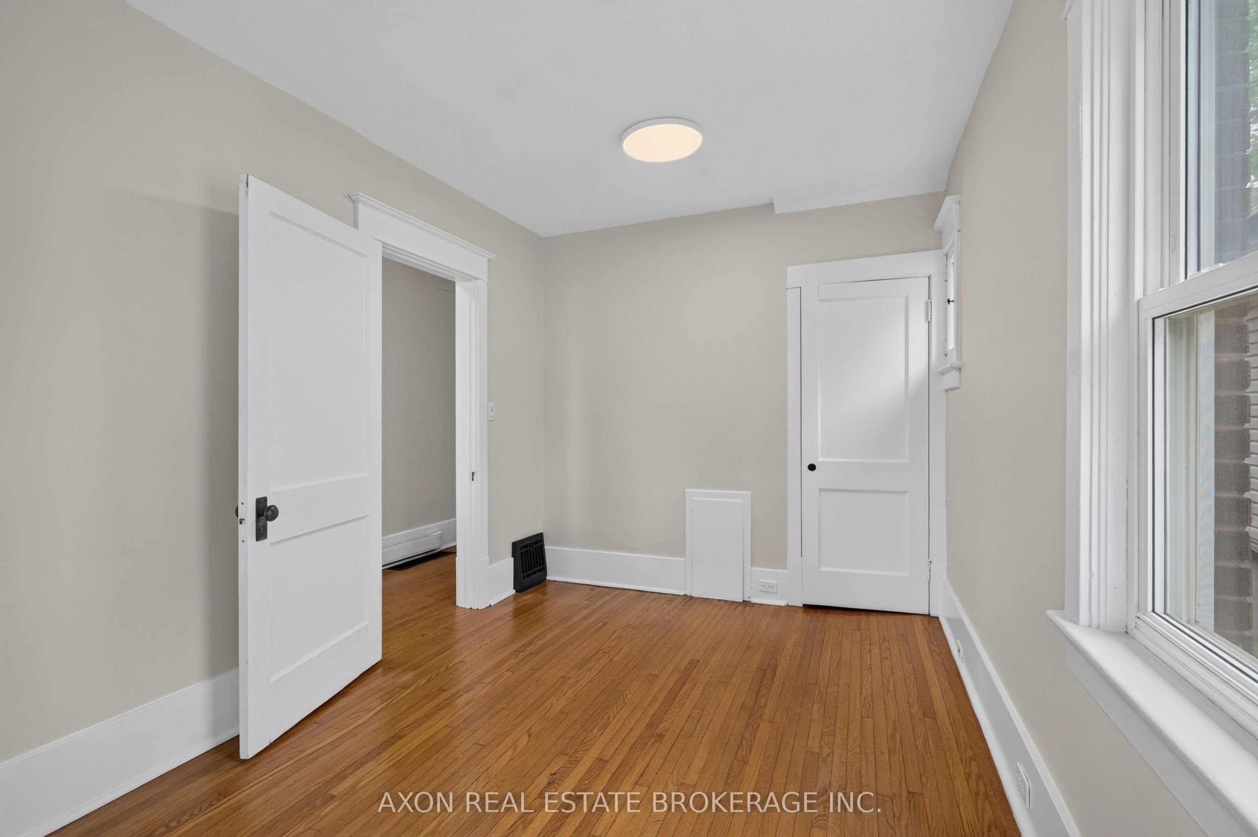 497 Alfred Street Property Photo 11