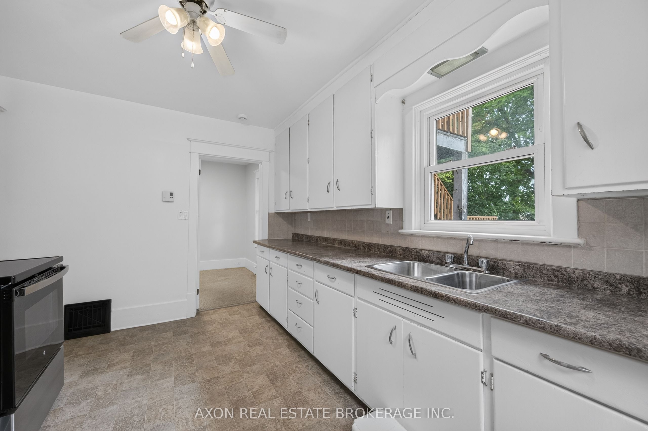 497 Alfred Street Property Photo 15