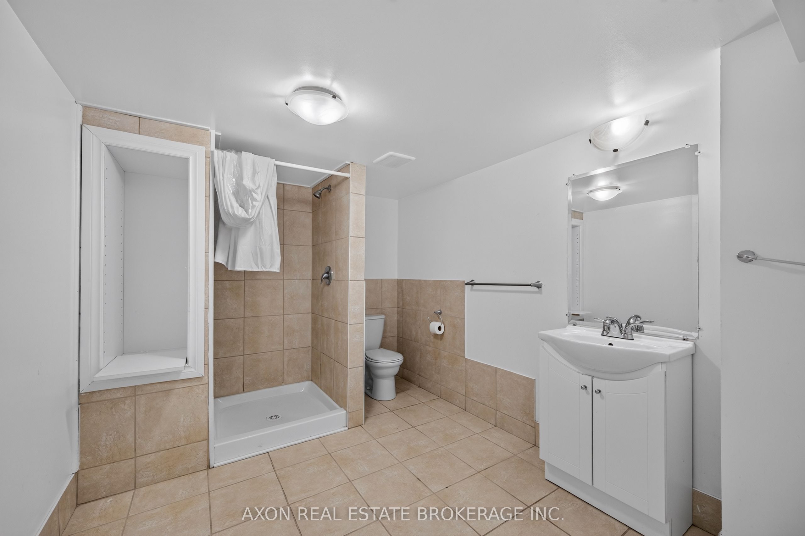 497 Alfred Street Property Photo 21