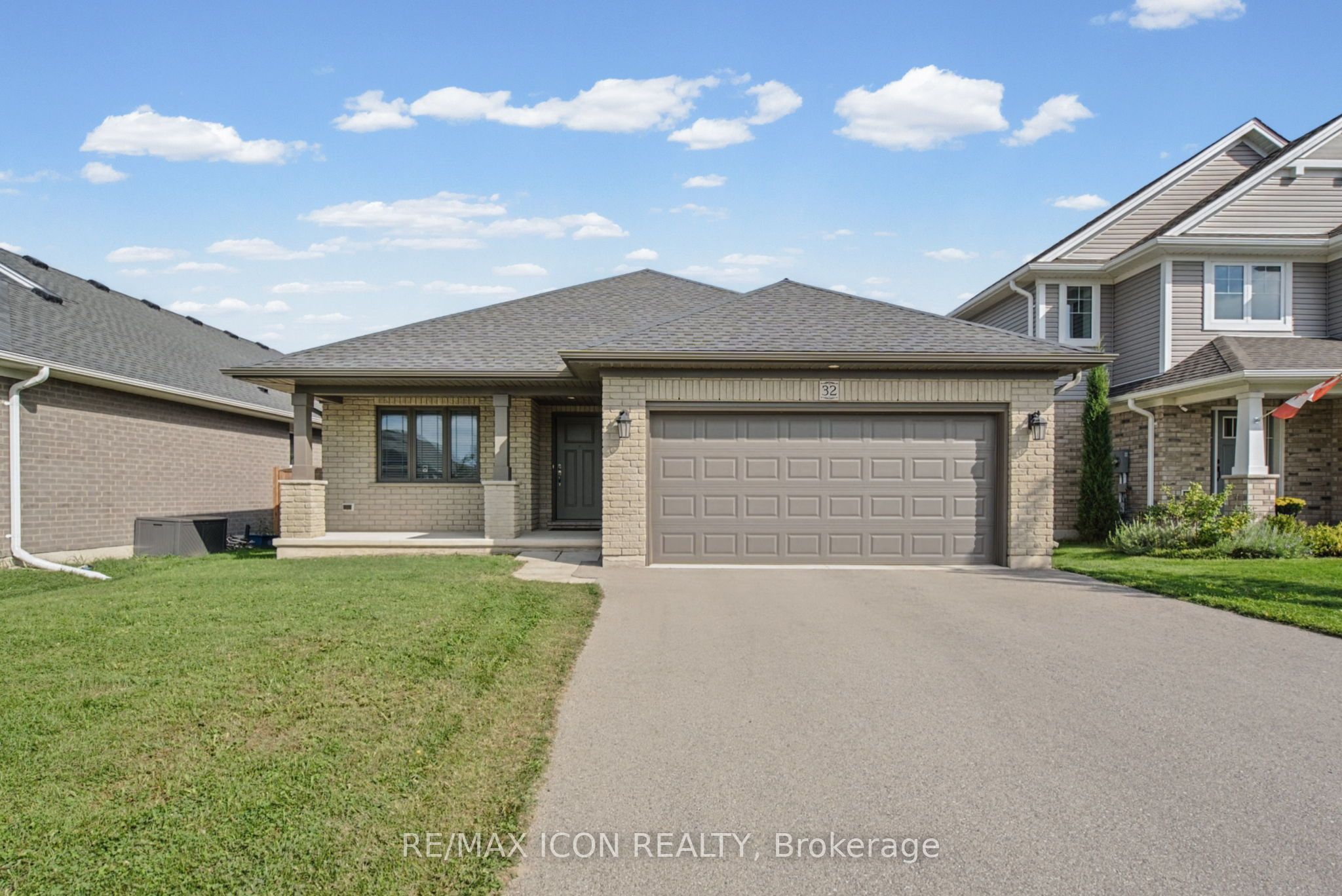 32 Foxtail Lane Property Photo 1