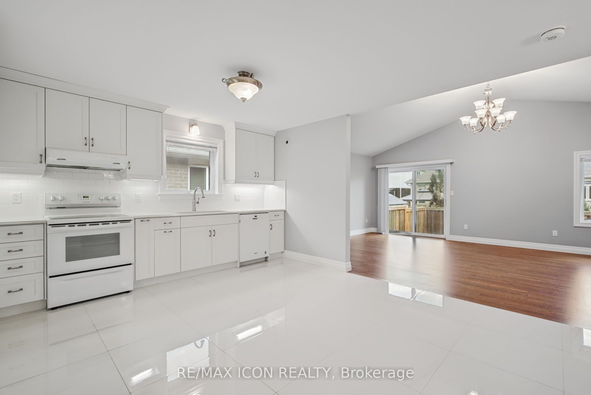 32 Foxtail Lane Property Photo 2