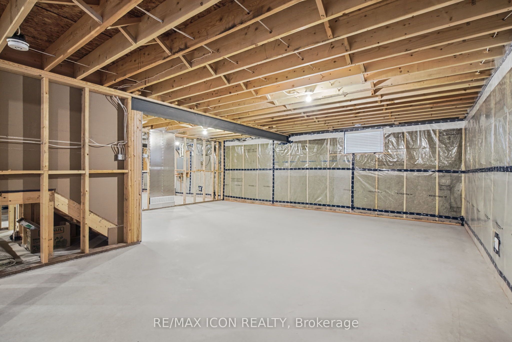 32 Foxtail Lane Property Photo 17