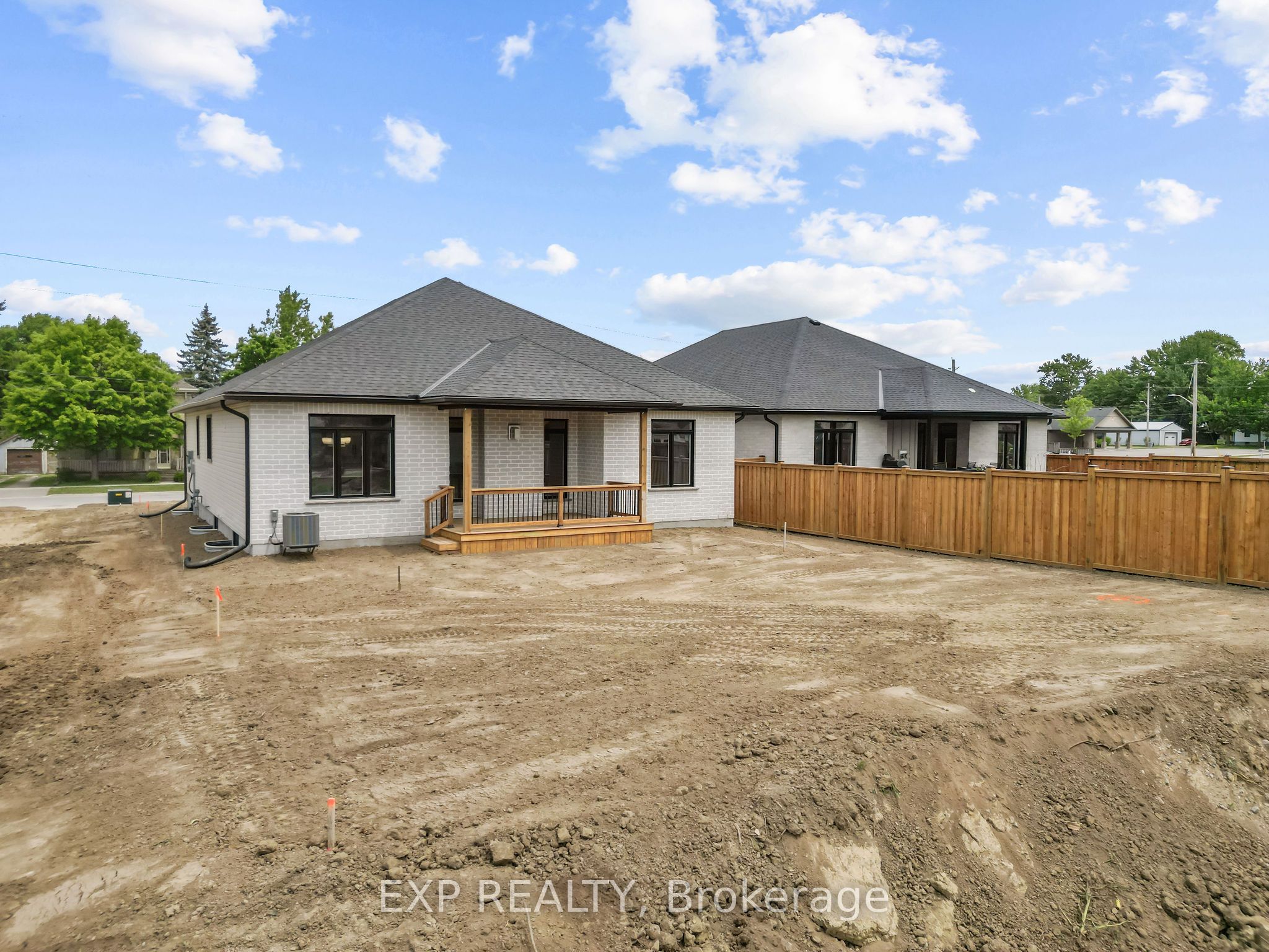 404 Erie Street Property Photo 35