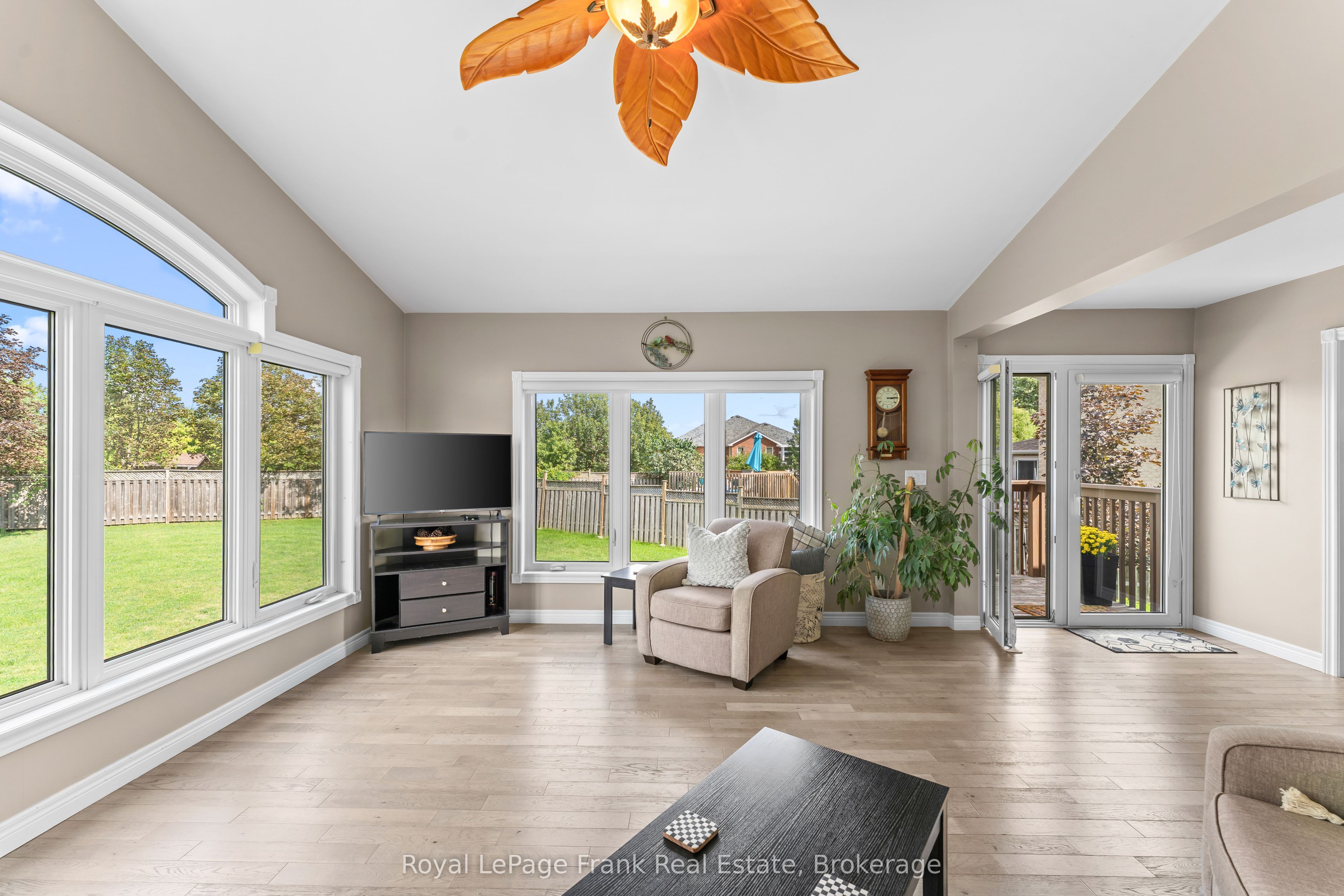 18 Matthews Court Property Photo 20