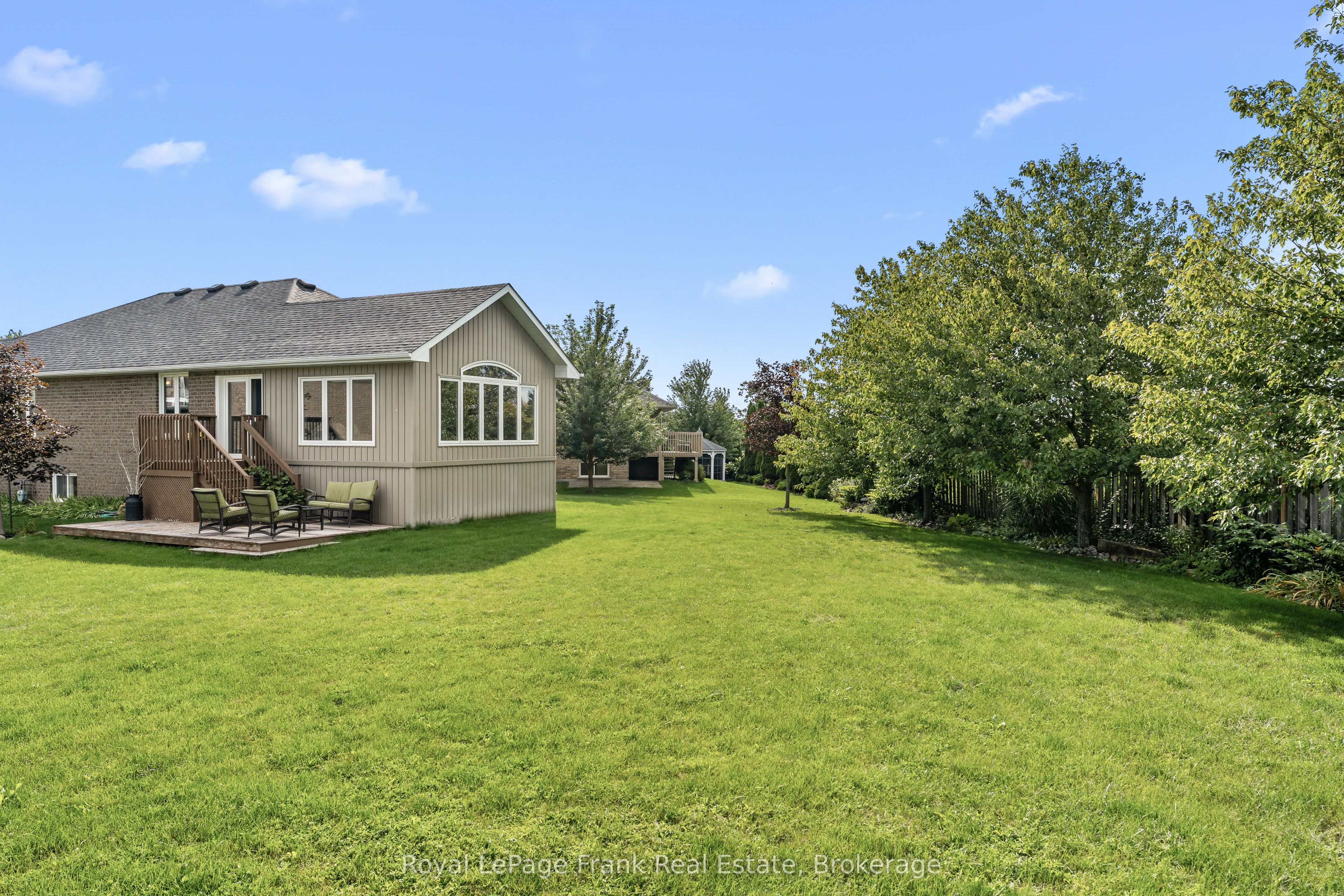 18 Matthews Court Property Photo 40