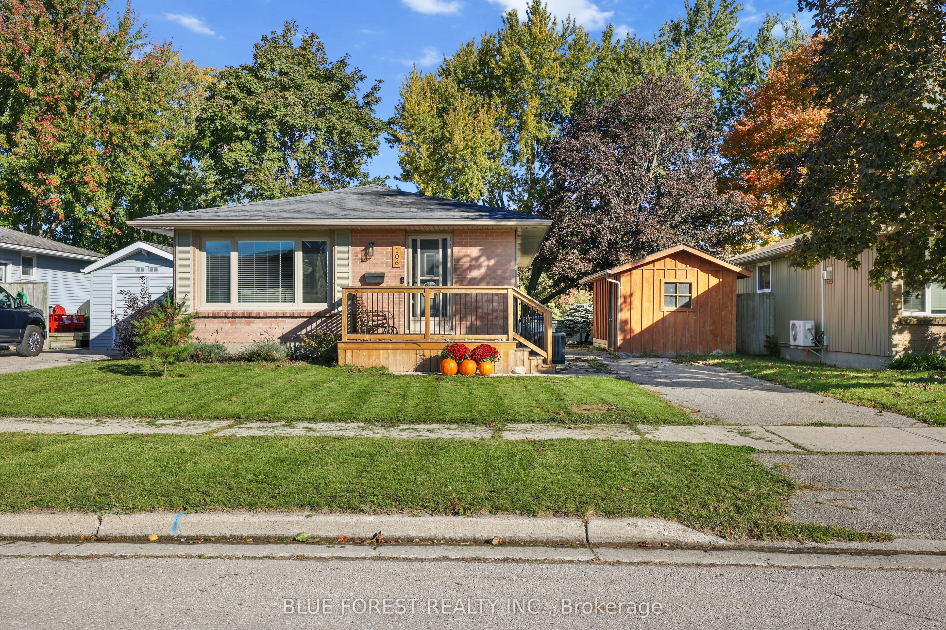 106 Harold Ct Court Property Photo 2