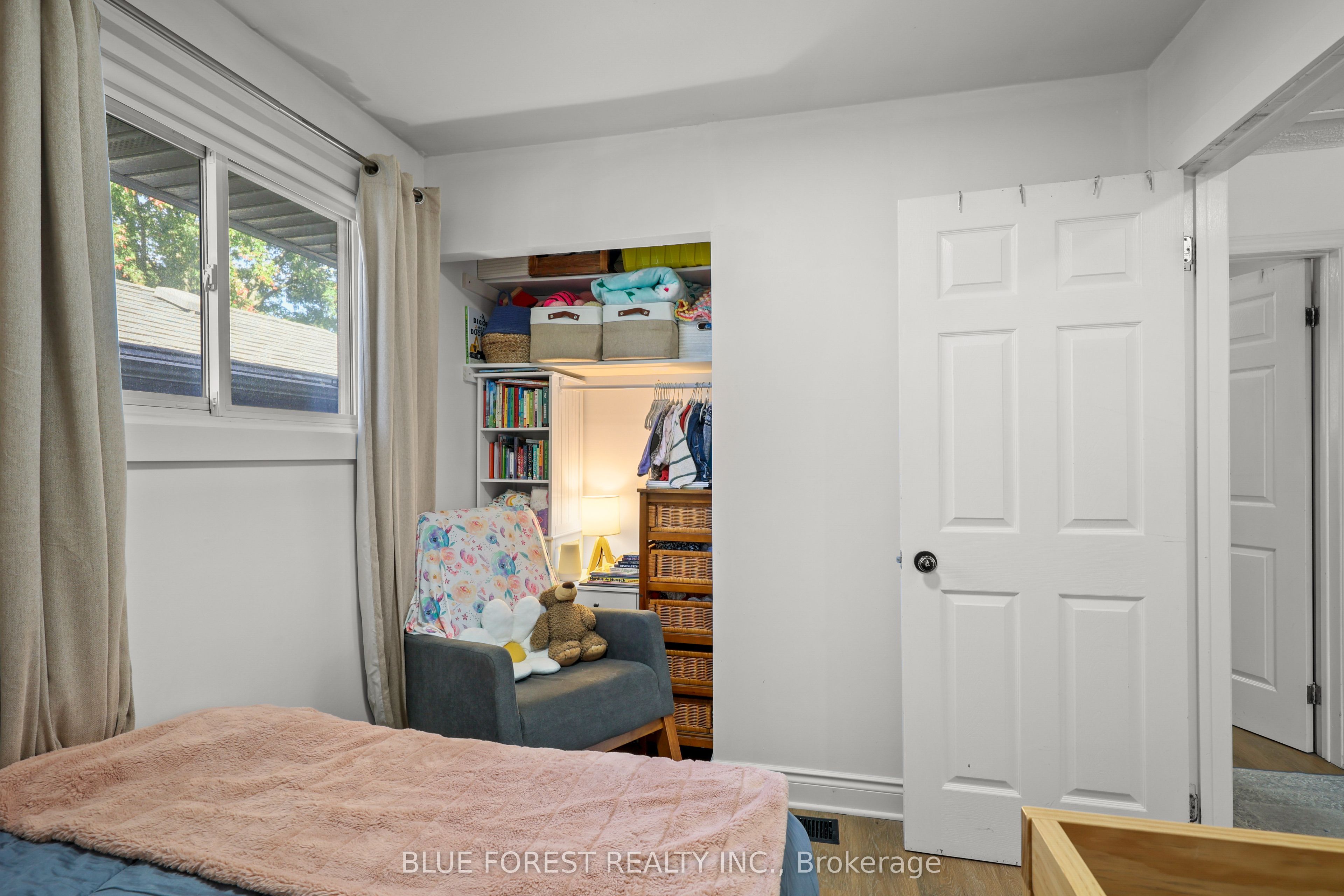 106 Harold Ct Court Property Photo 18