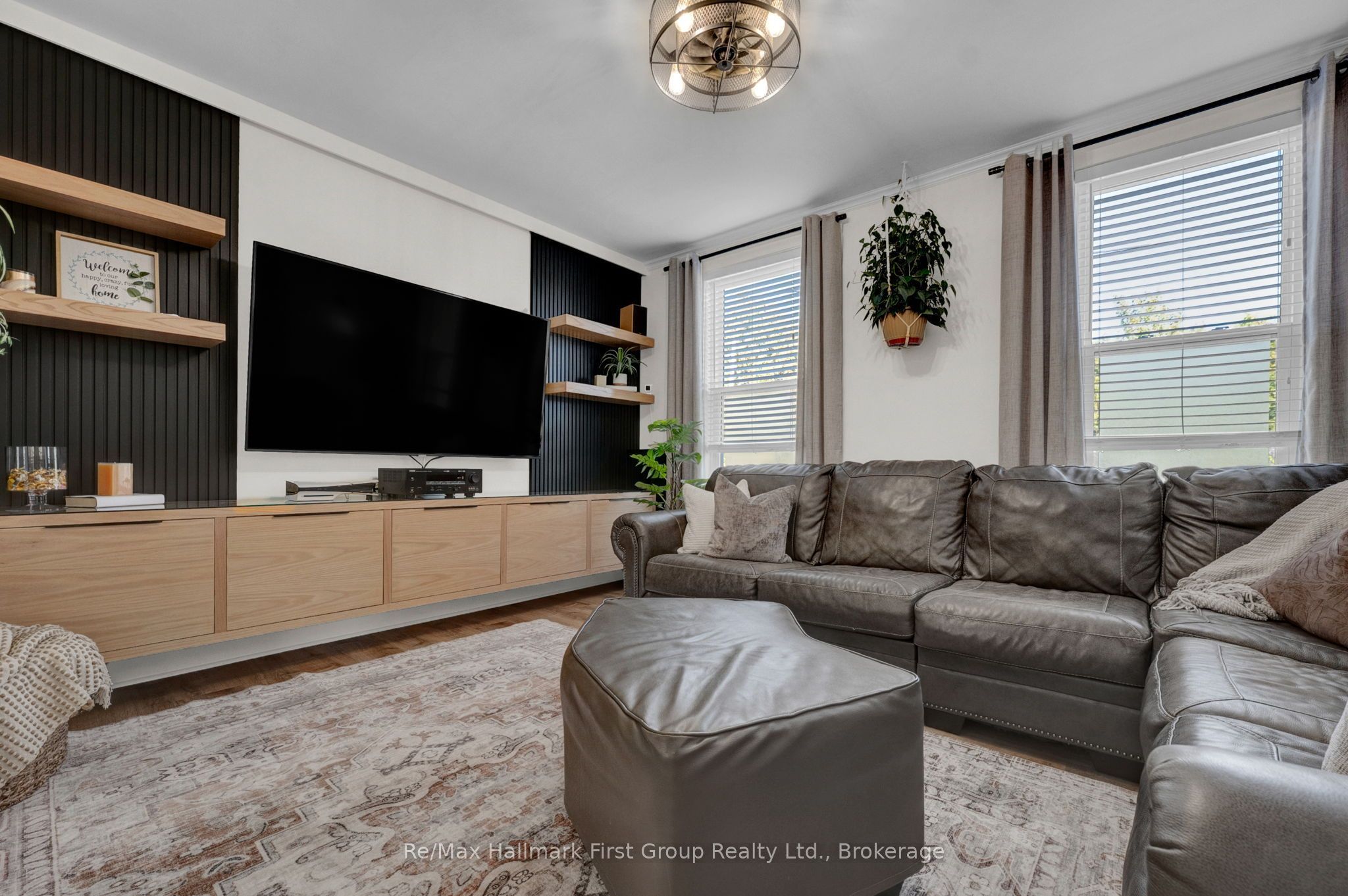 5 Elgin Street N Property Photo 14