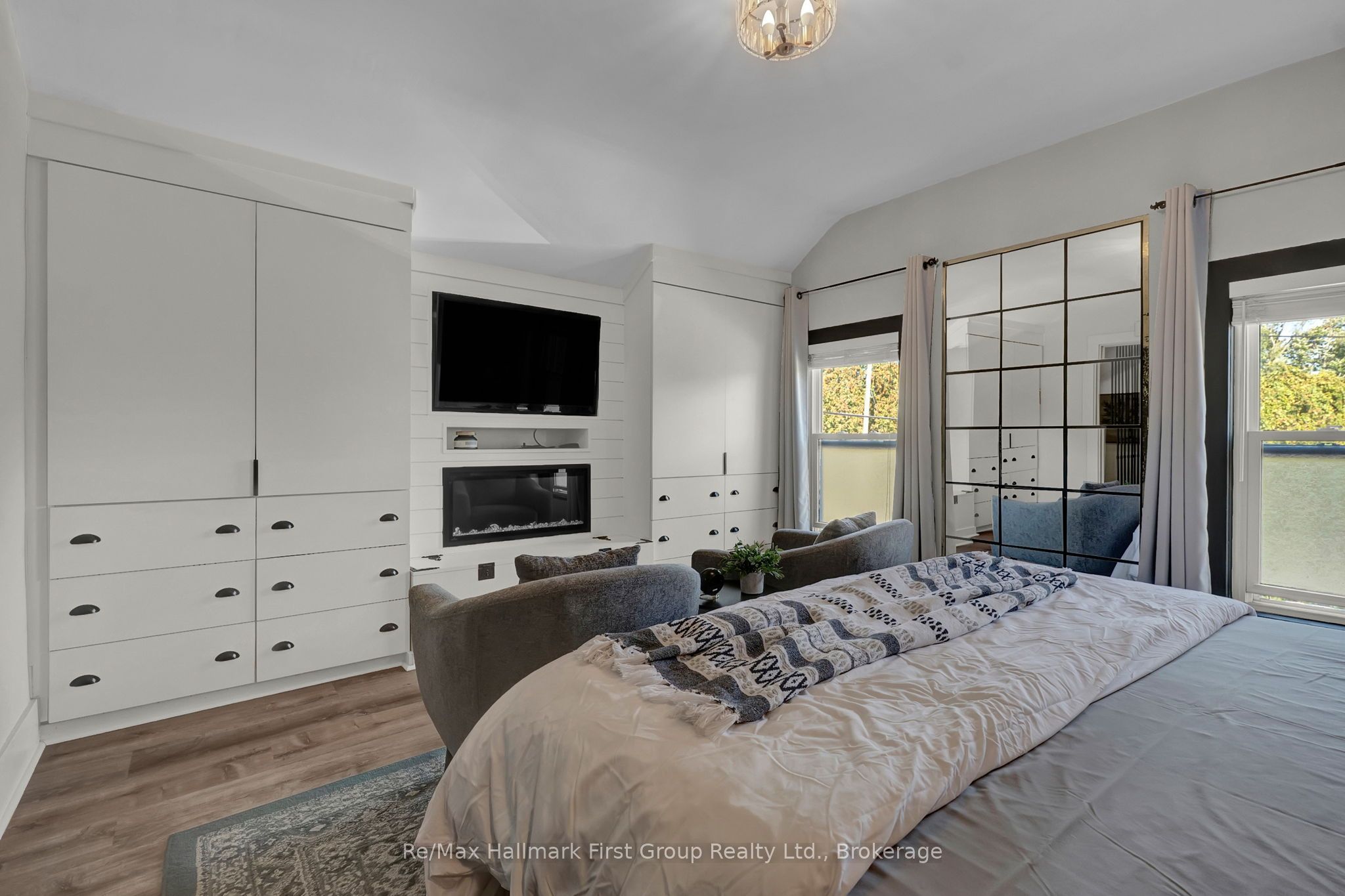 5 Elgin Street N Property Photo 21