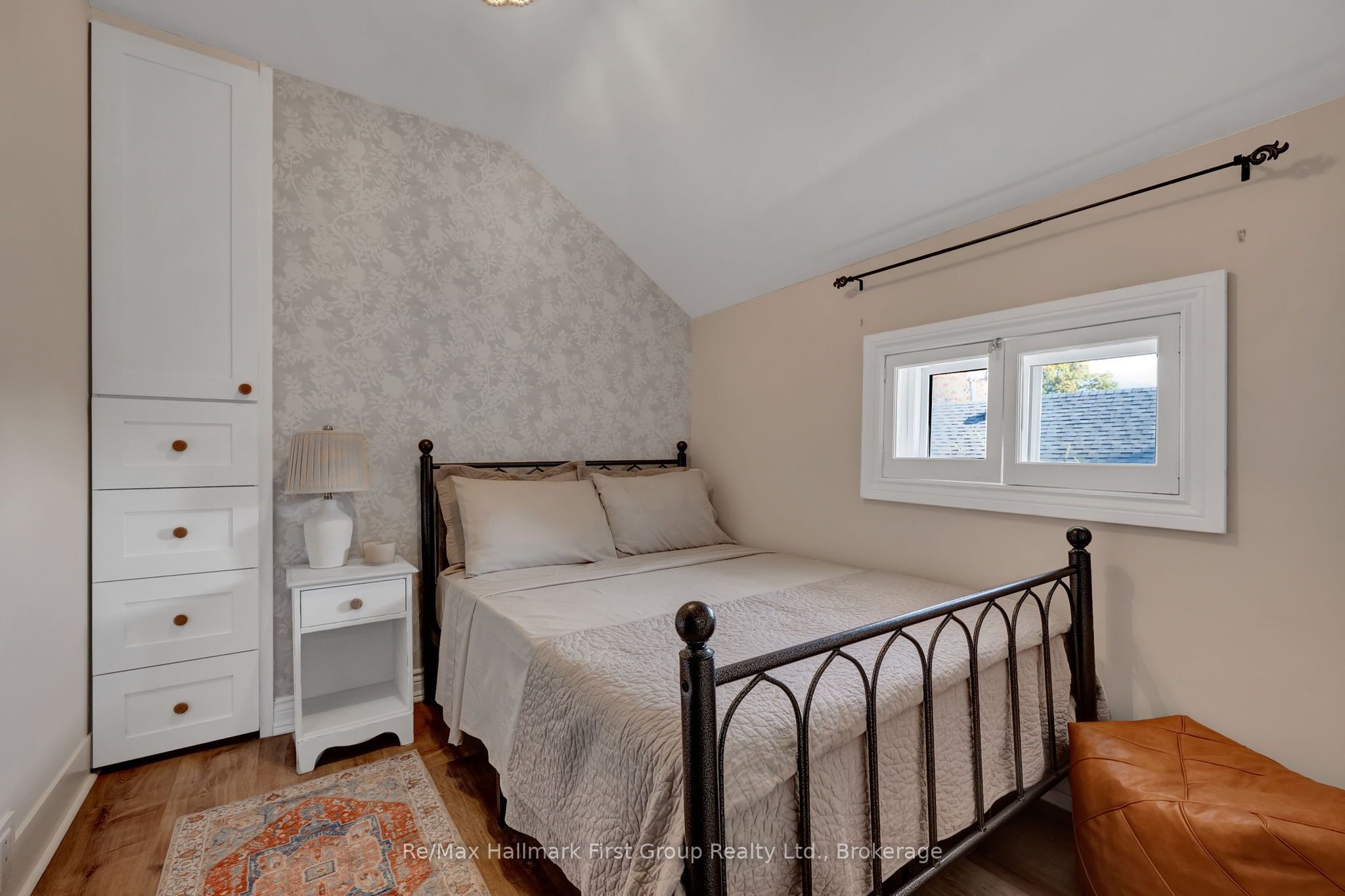 5 Elgin Street N Property Photo 24