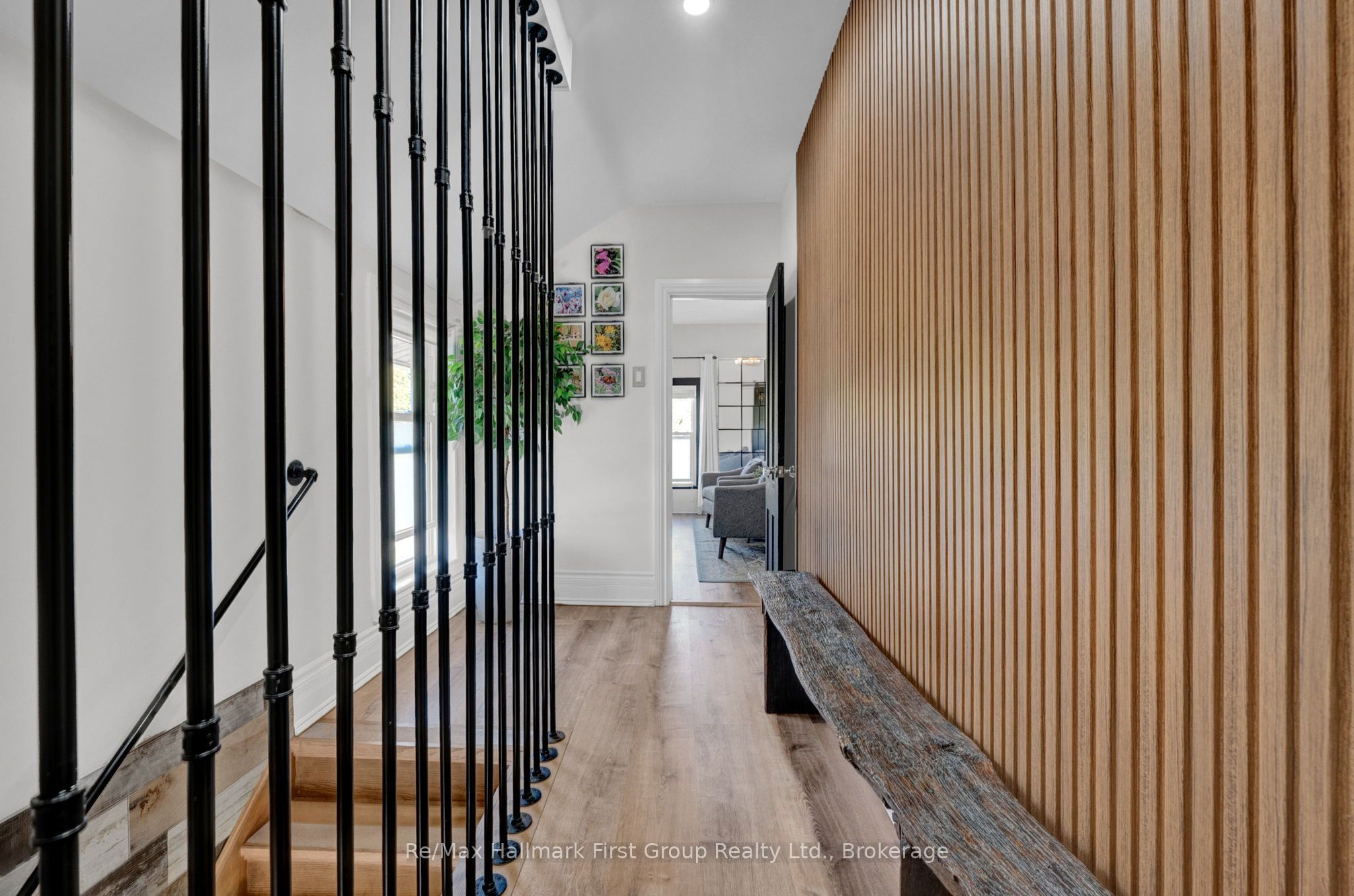 5 Elgin Street N Property Photo 25