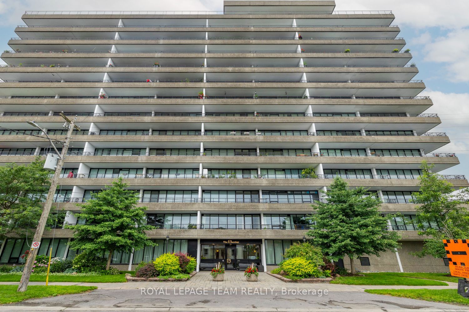 370 Dominion Avenue 705 Property Photo 1
