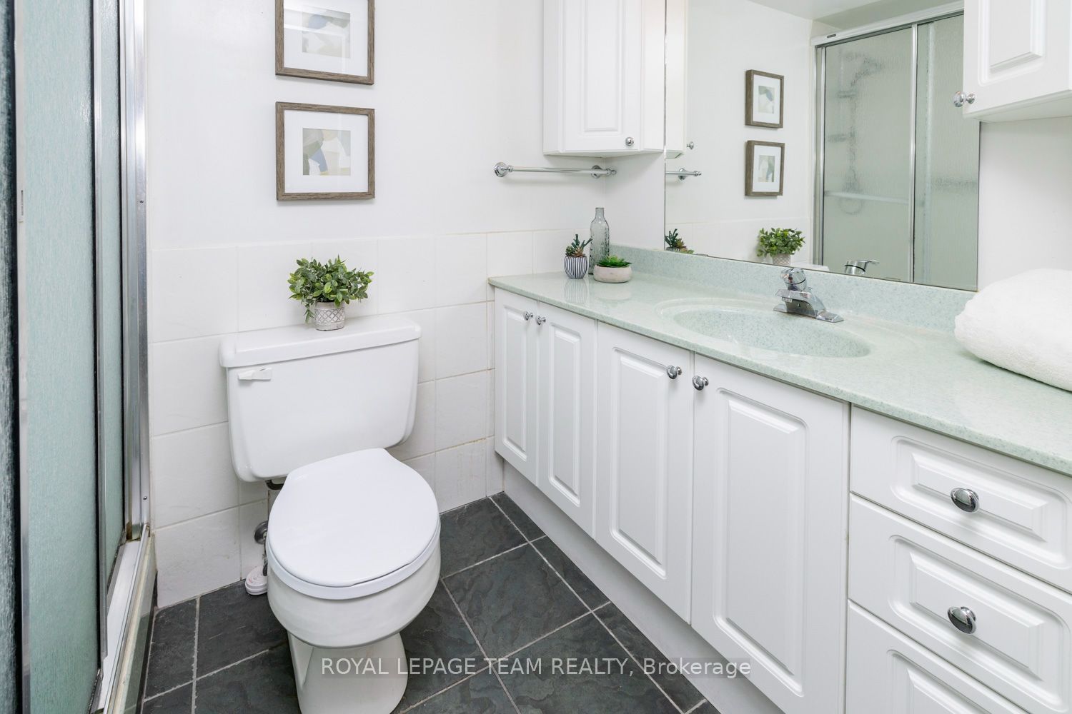370 Dominion Avenue 705 Property Photo 20