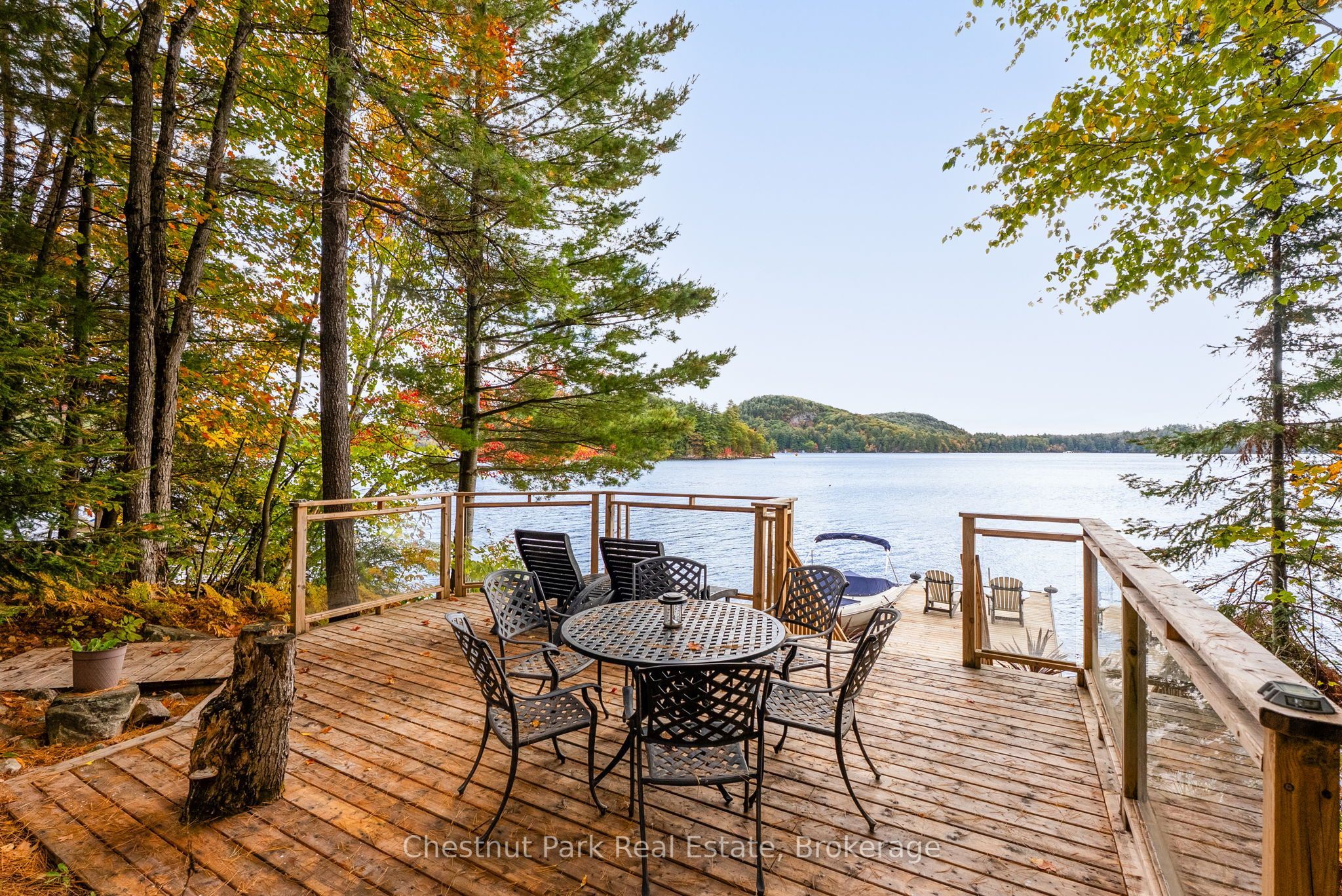 1095 Bayview Avenue Property Photo 3