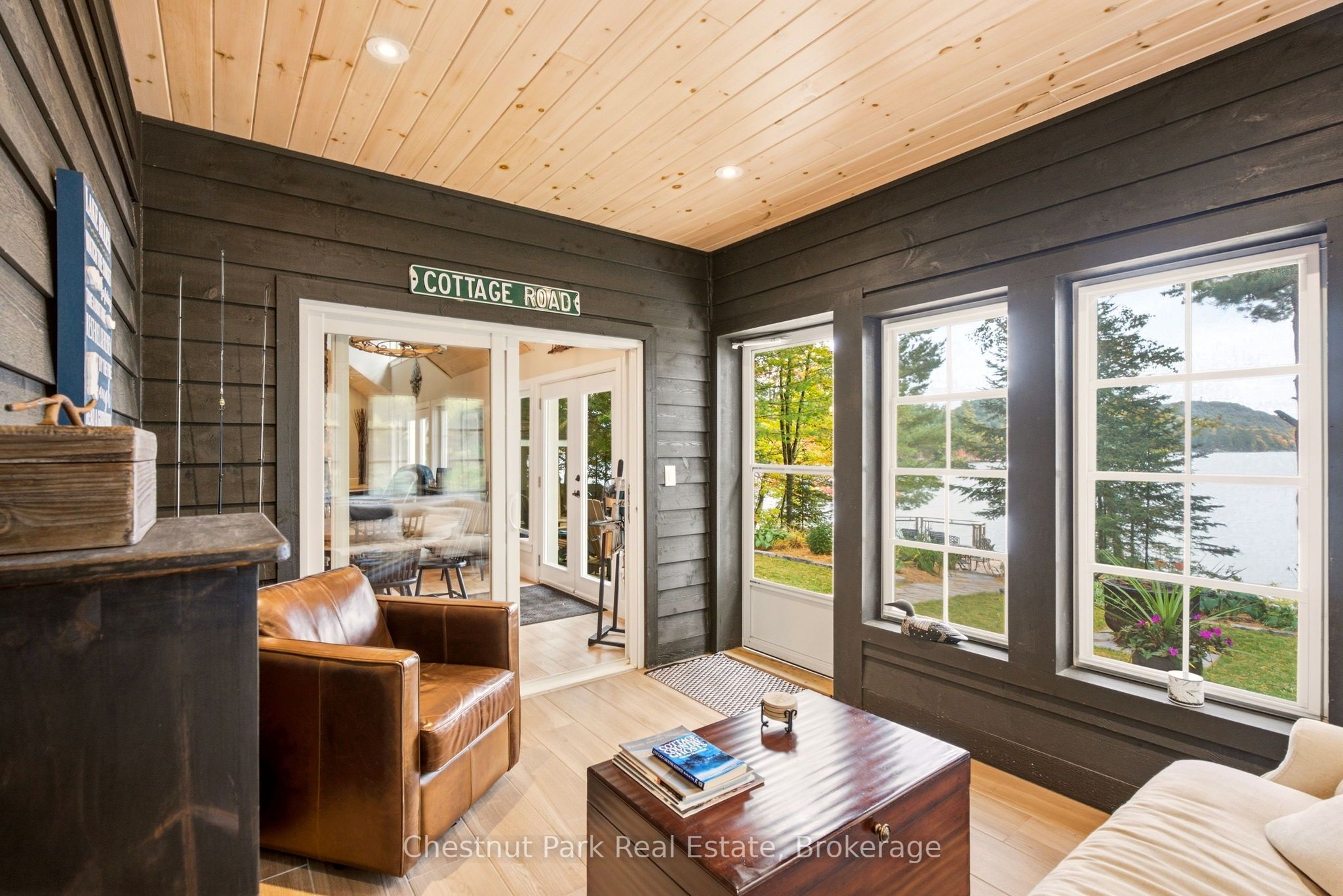 1095 Bayview Avenue Property Photo 8