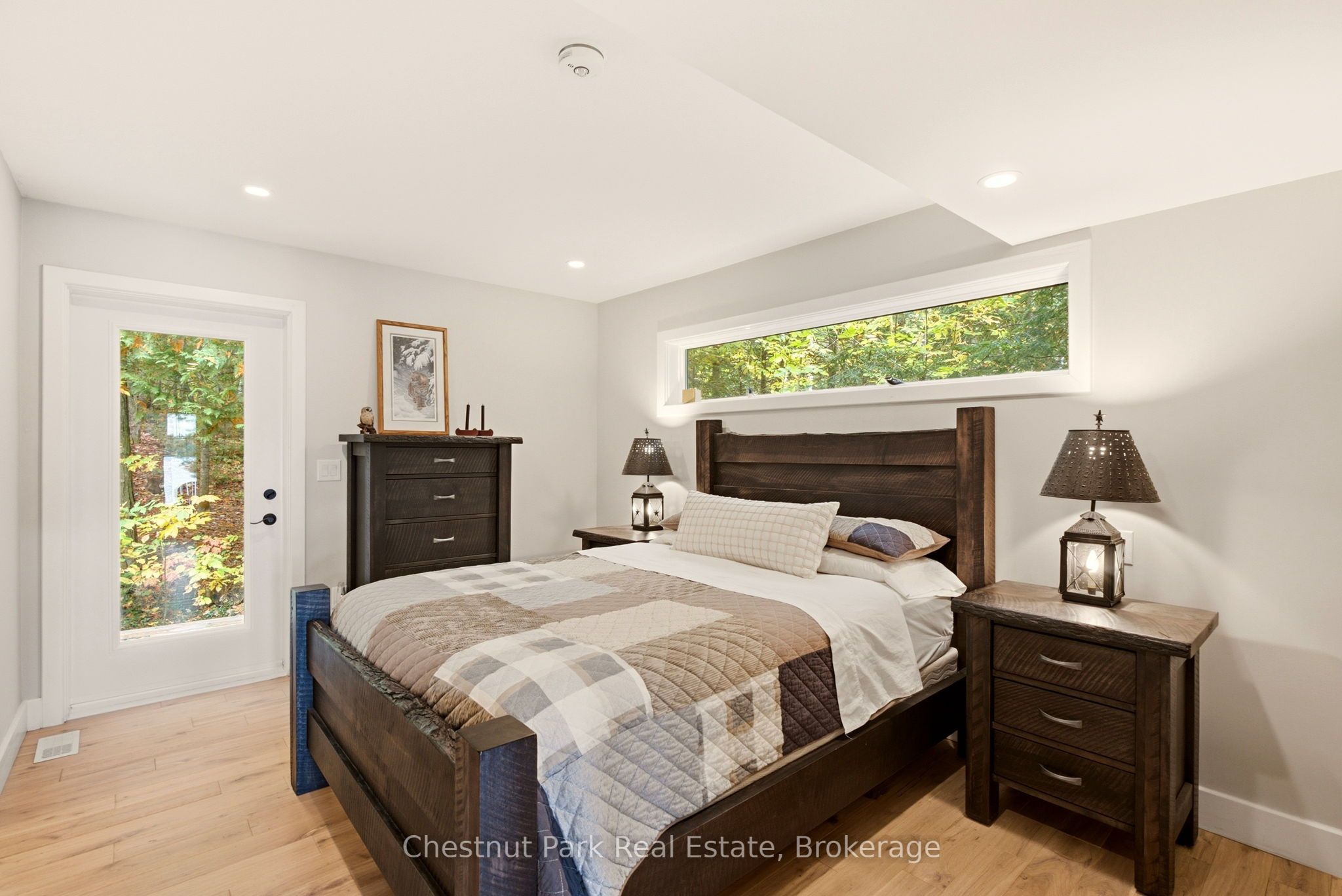 1095 Bayview Avenue Property Photo 17