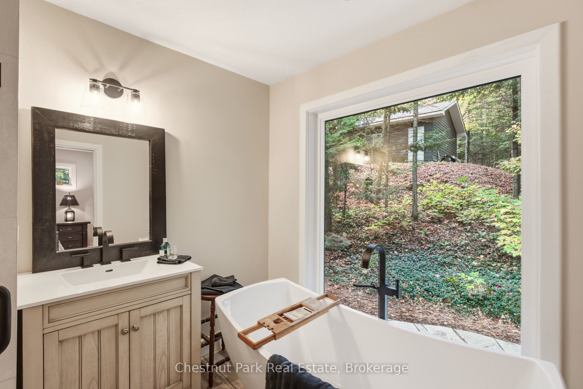 1095 Bayview Avenue Property Photo 18