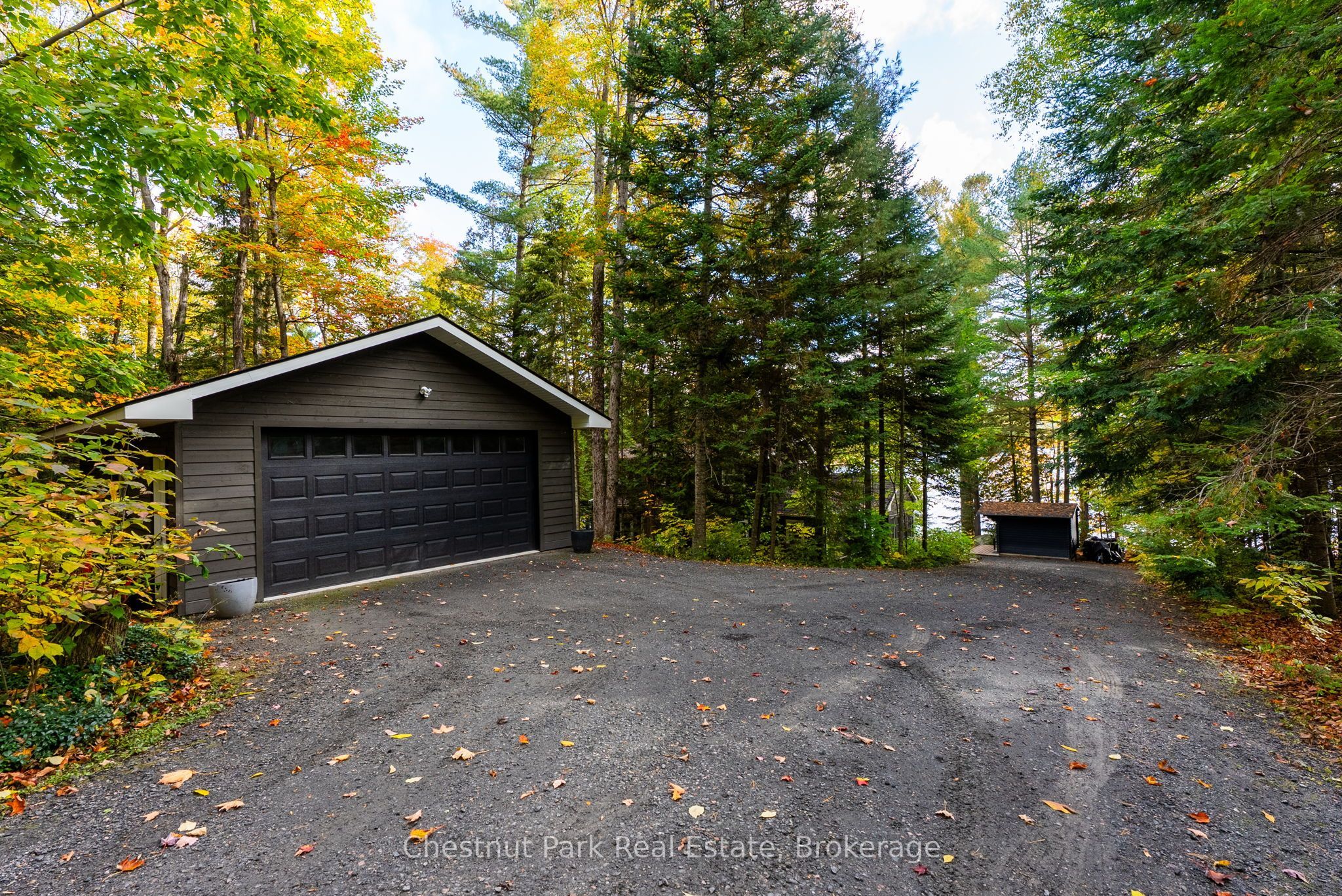 1095 Bayview Avenue Property Photo 31